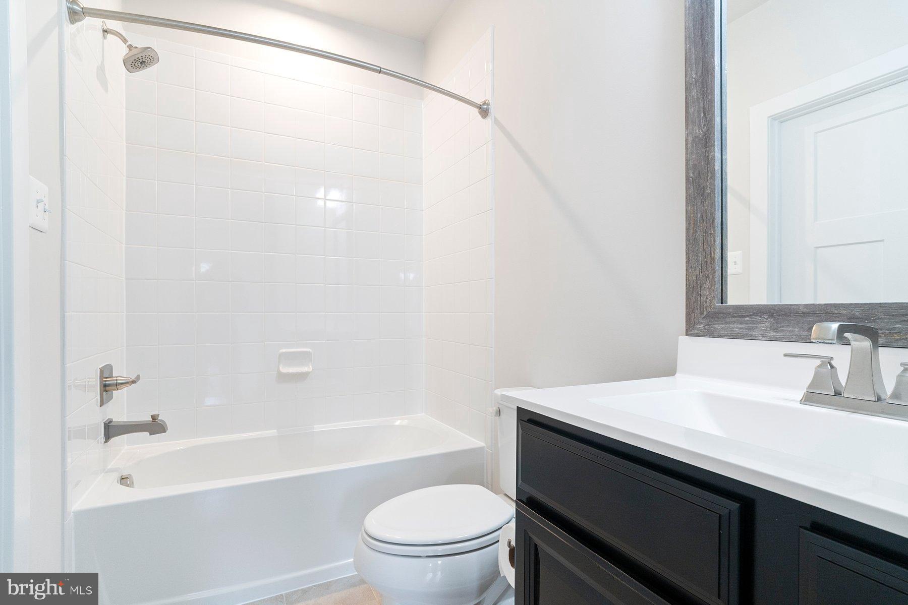 LINGANORE GARDEN CONDOMINIUMS - Residential