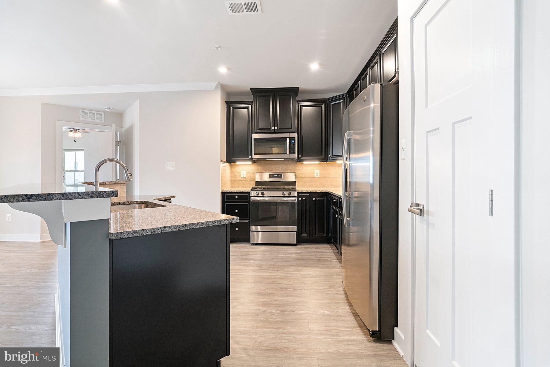 LINGANORE GARDEN CONDOMINIUMS - Residential