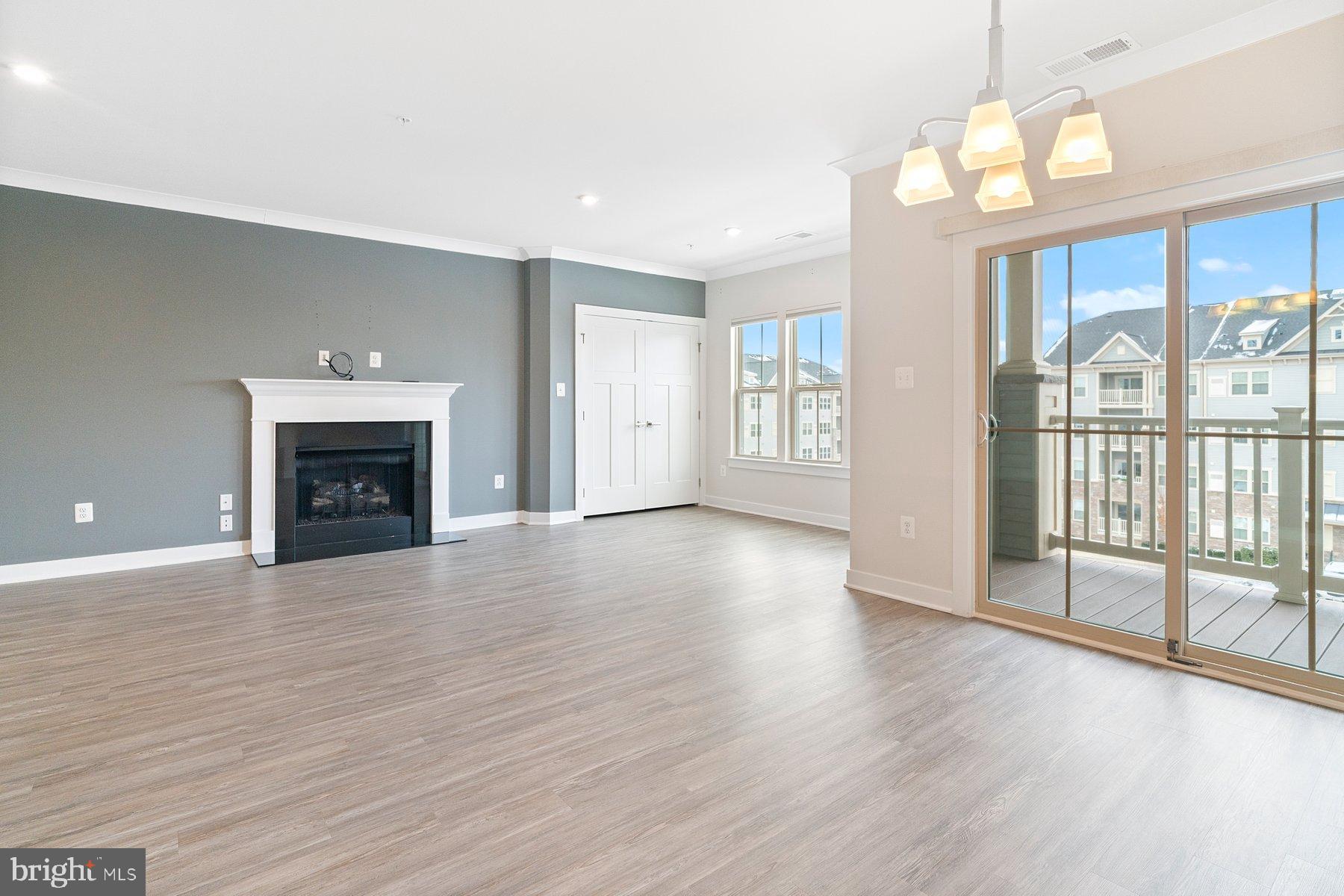 LINGANORE GARDEN CONDOMINIUMS - Residential