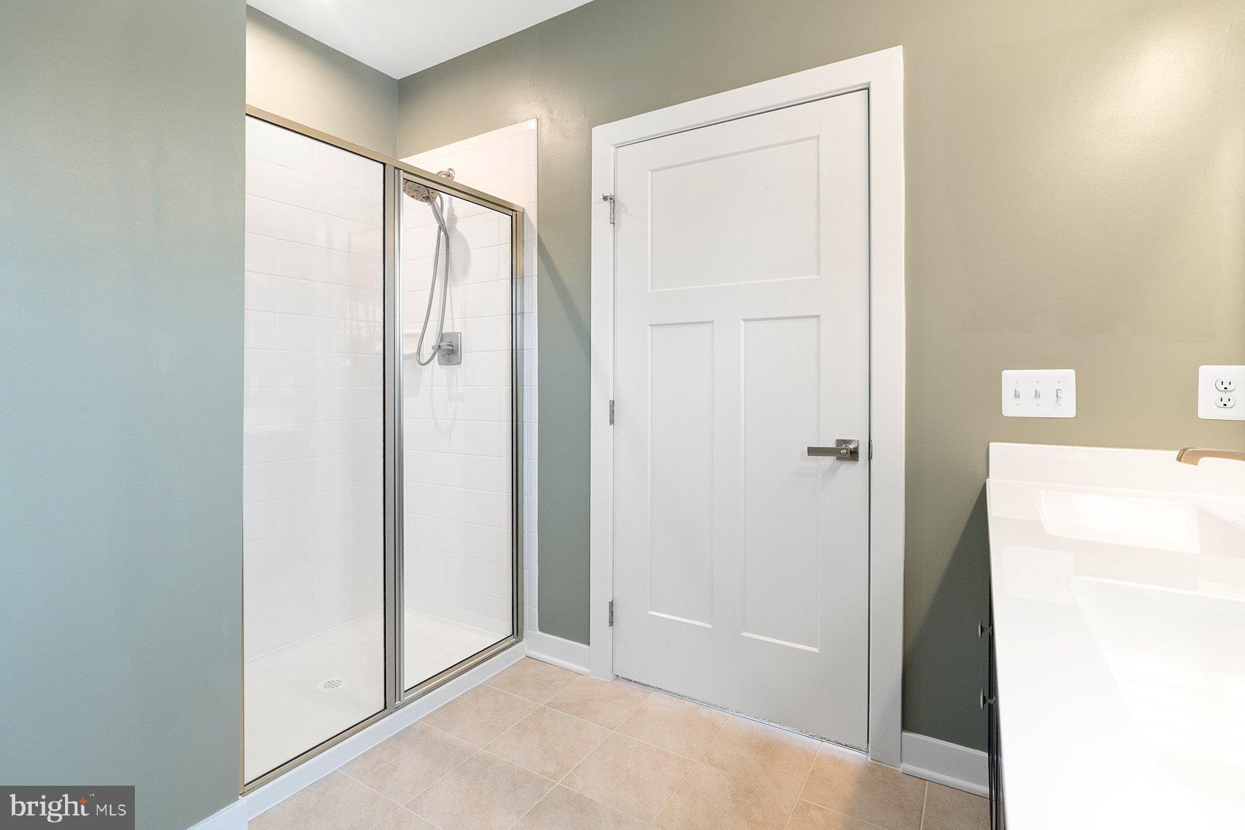 LINGANORE GARDEN CONDOMINIUMS - Residential