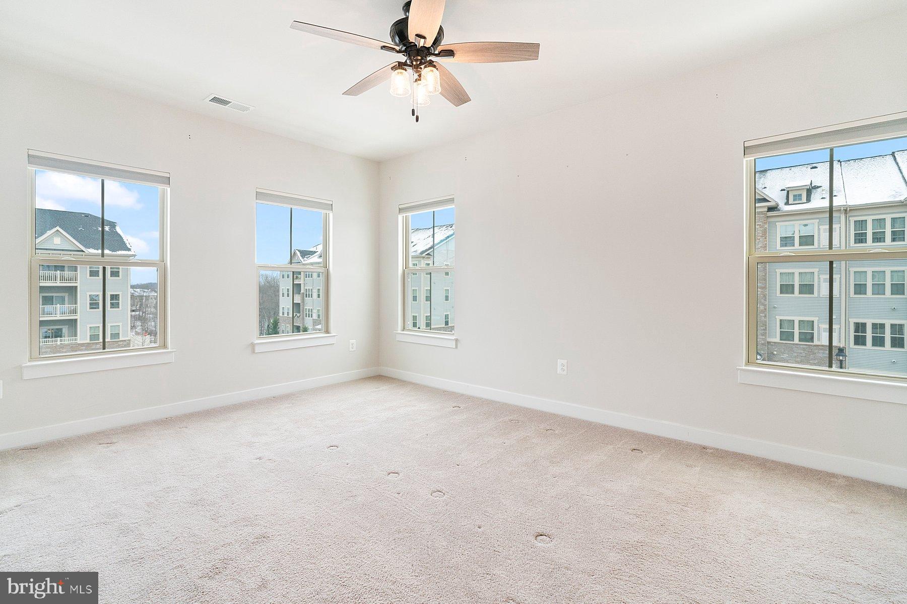 LINGANORE GARDEN CONDOMINIUMS - Residential