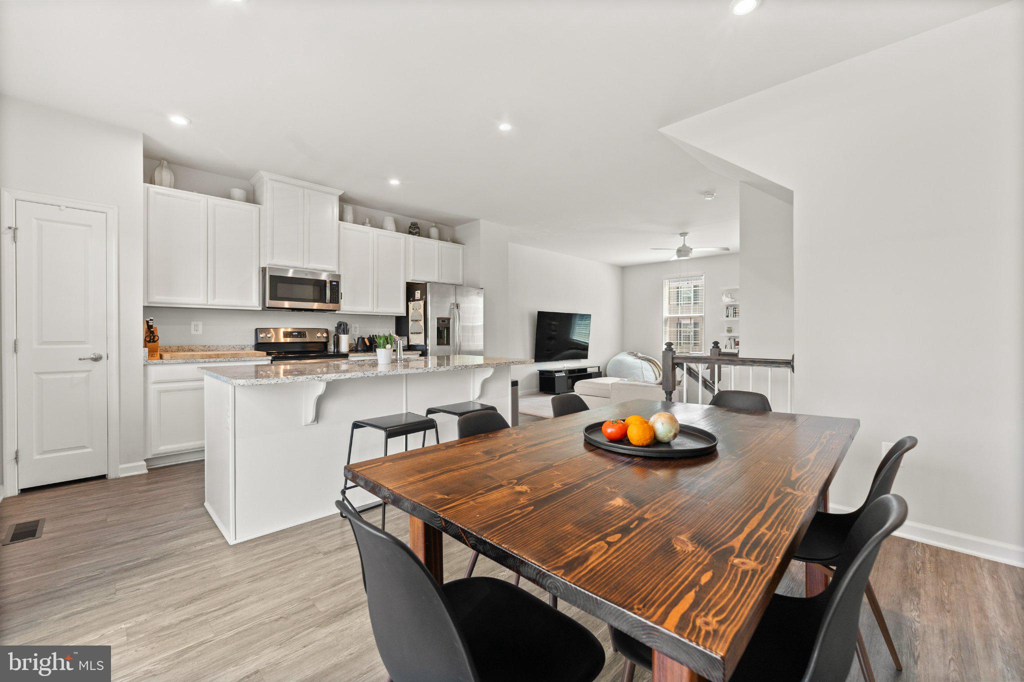 THE VILLAGE AT COURTHOUSE COMMONS - Residential