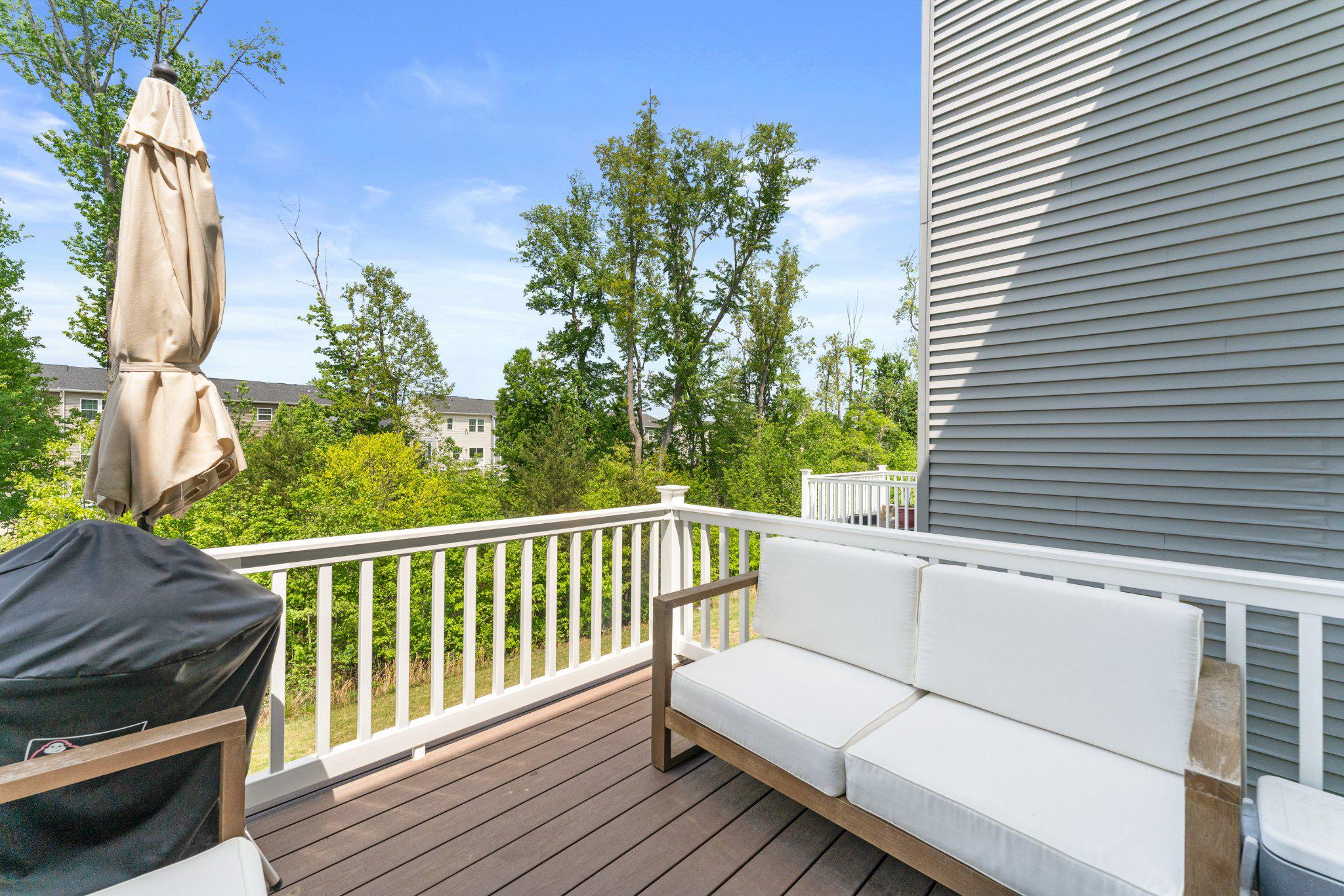 THE VILLAGE AT COURTHOUSE COMMONS - Residential