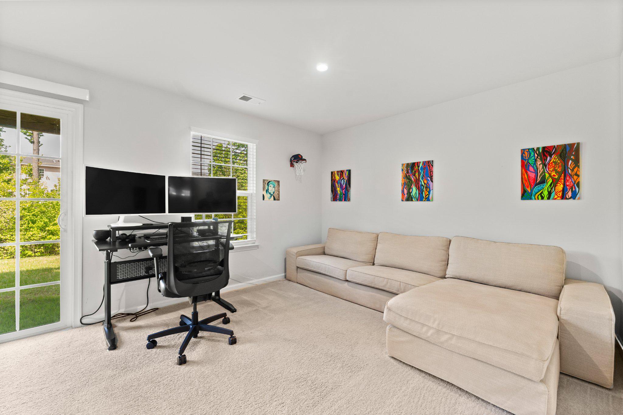 THE VILLAGE AT COURTHOUSE COMMONS - Residential
