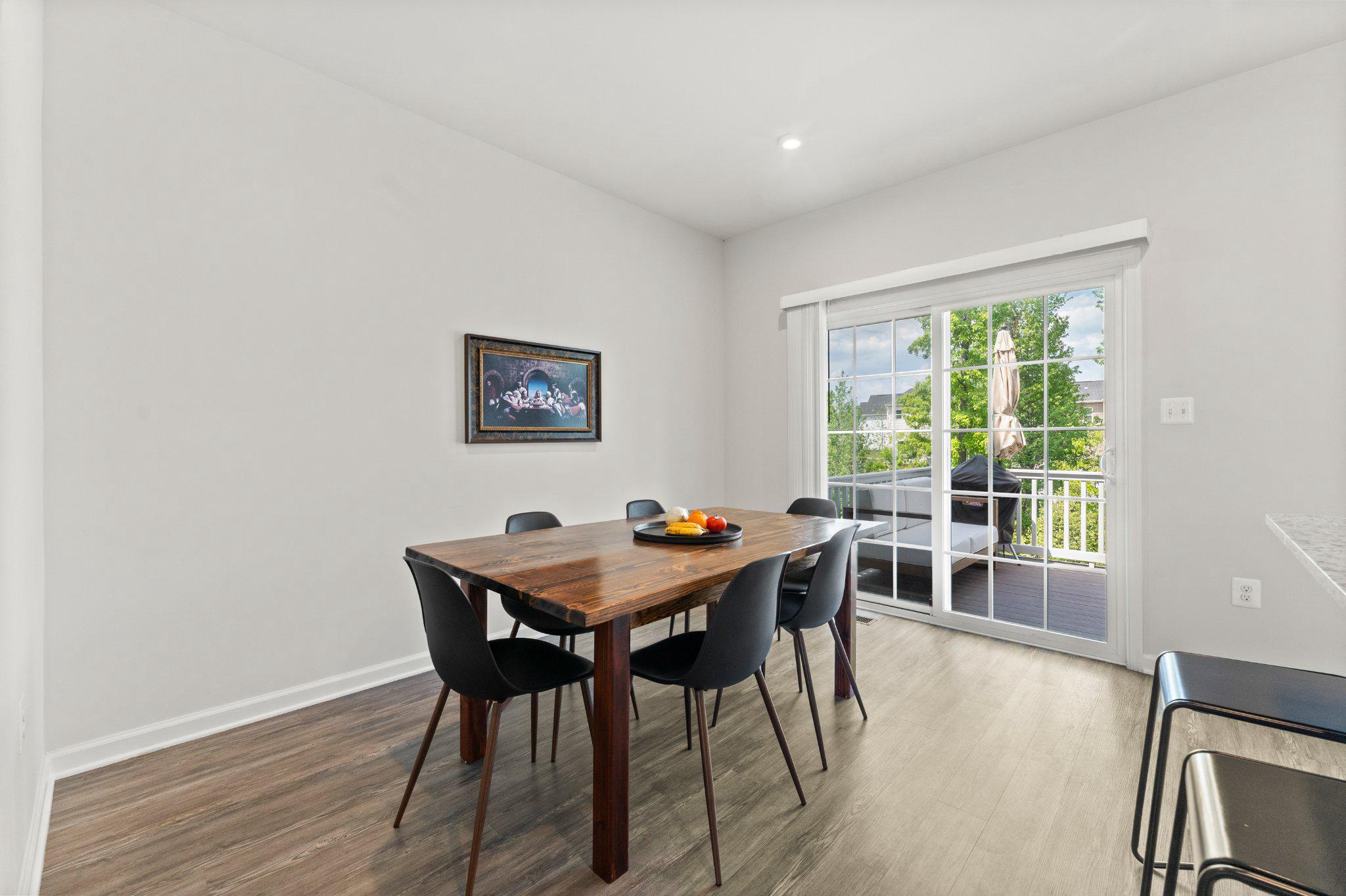 THE VILLAGE AT COURTHOUSE COMMONS - Residential