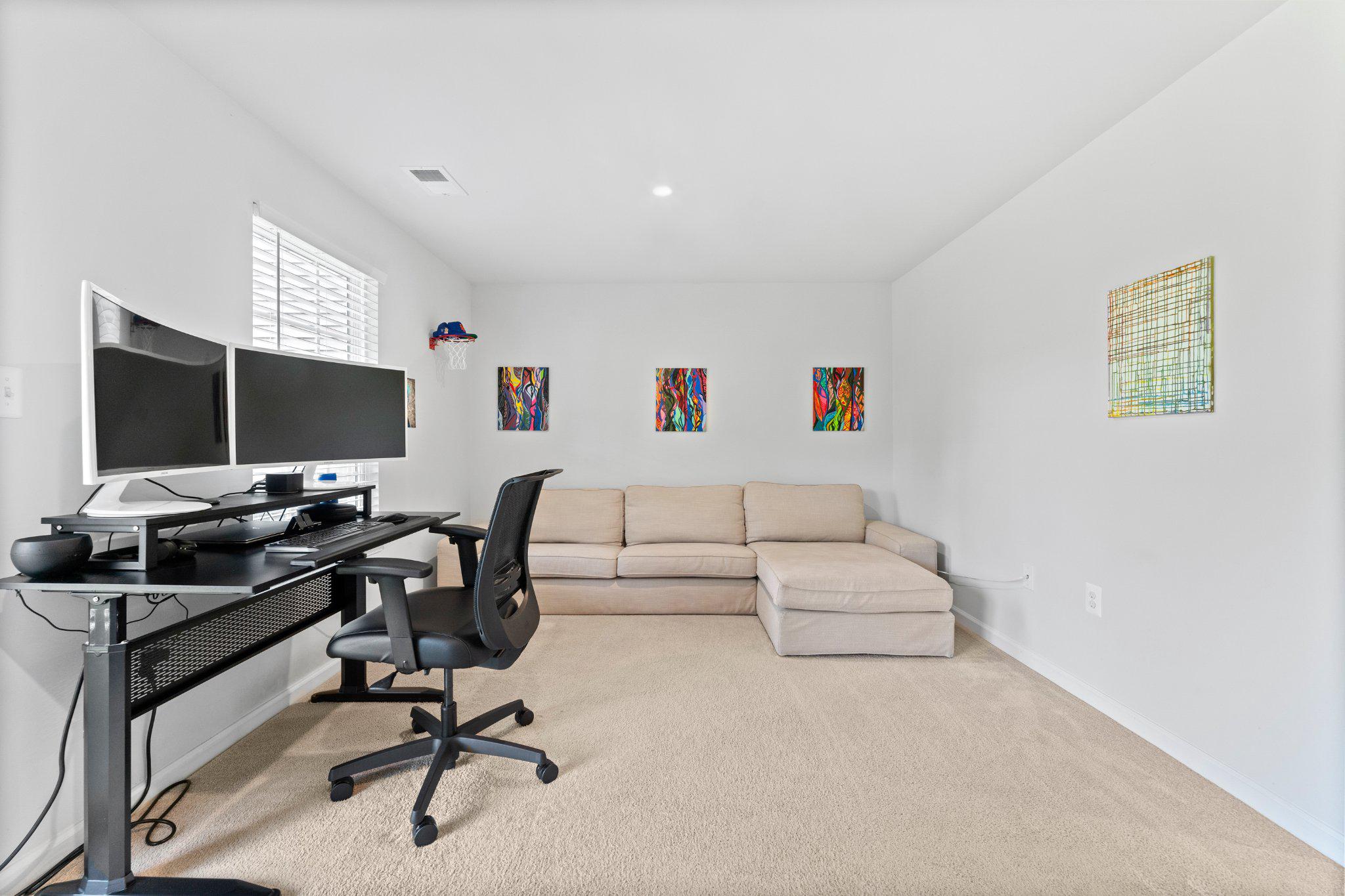 THE VILLAGE AT COURTHOUSE COMMONS - Residential