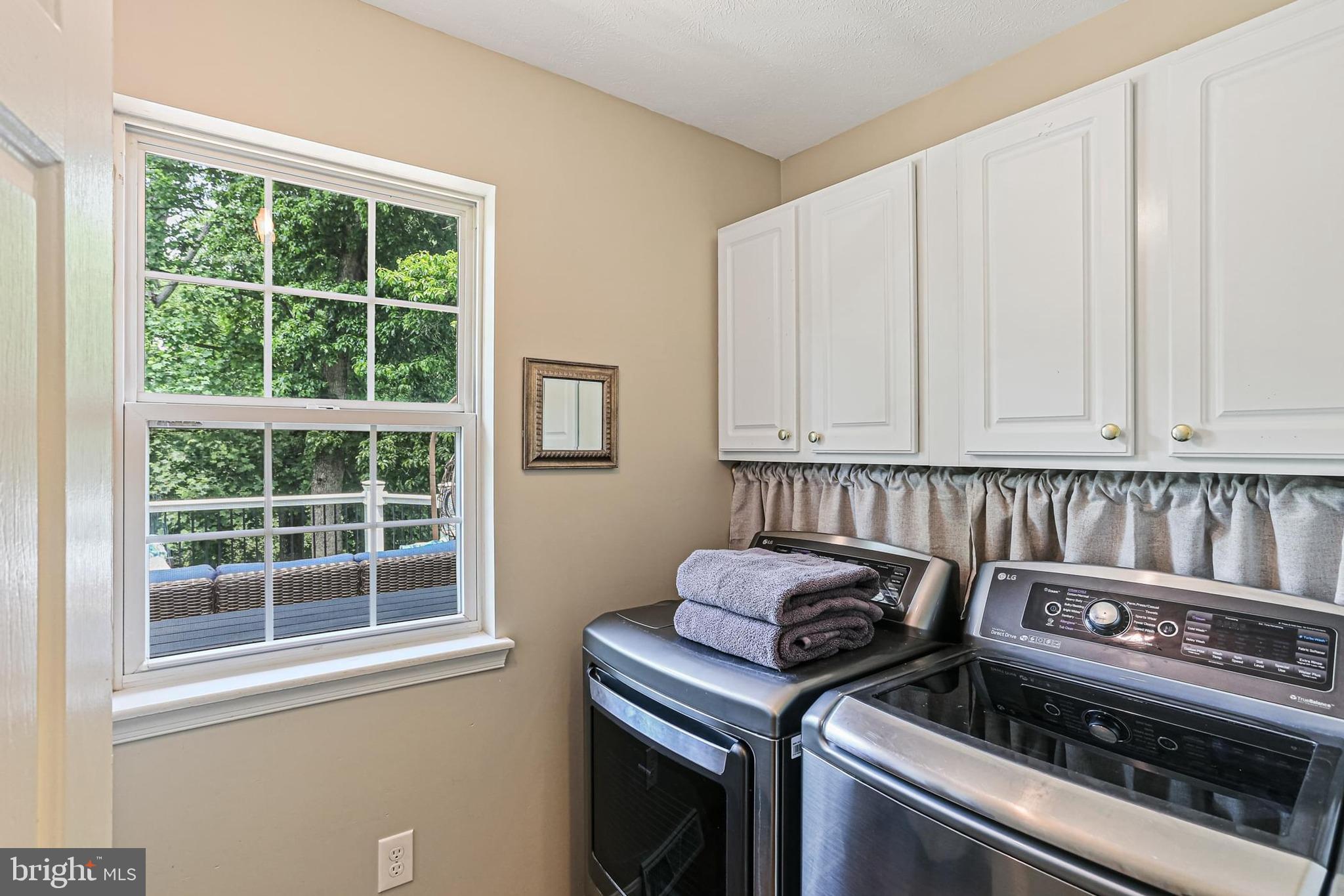 FAIRWINDS - Residential