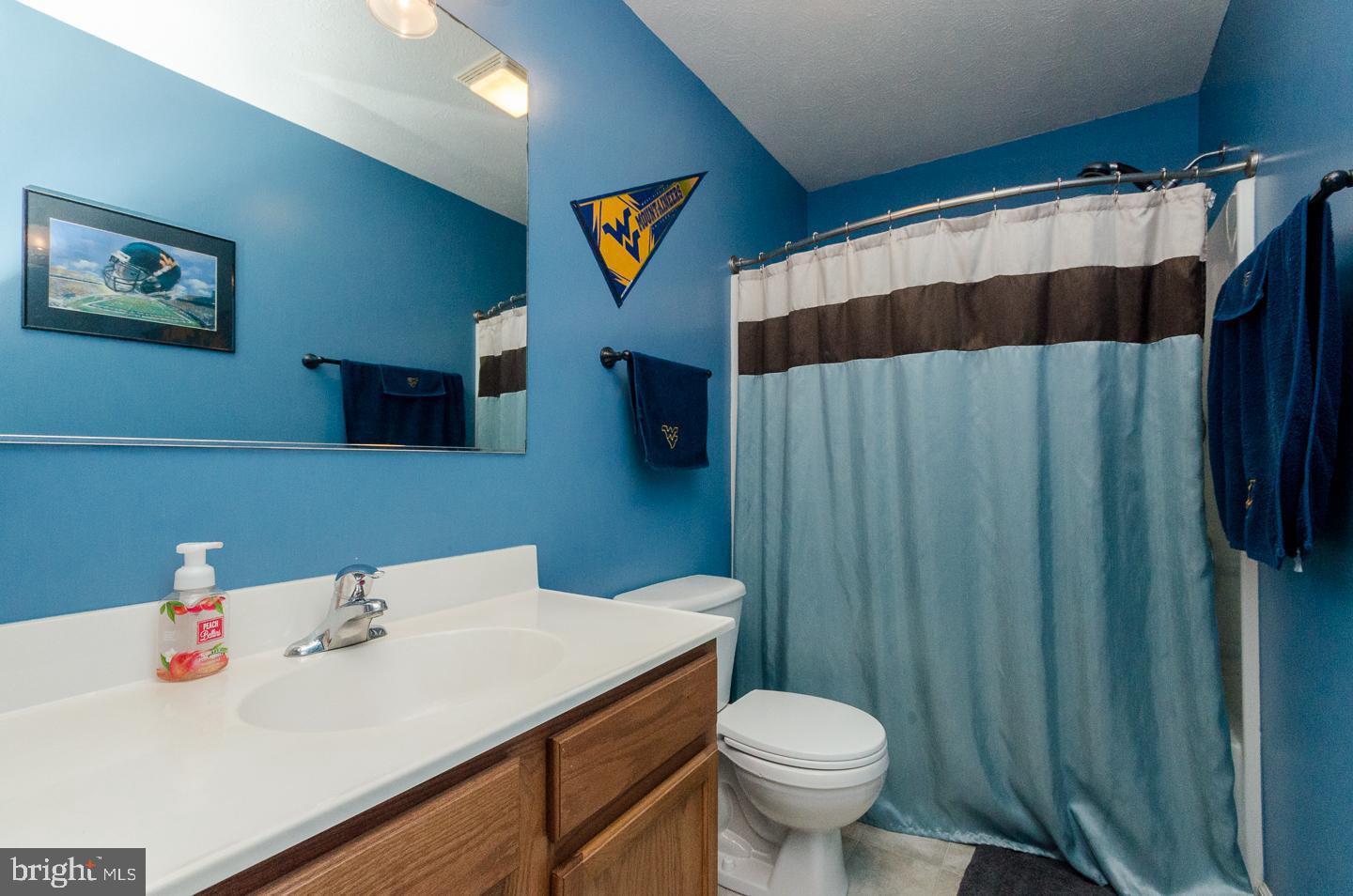 RIDGEFIELD - Residential