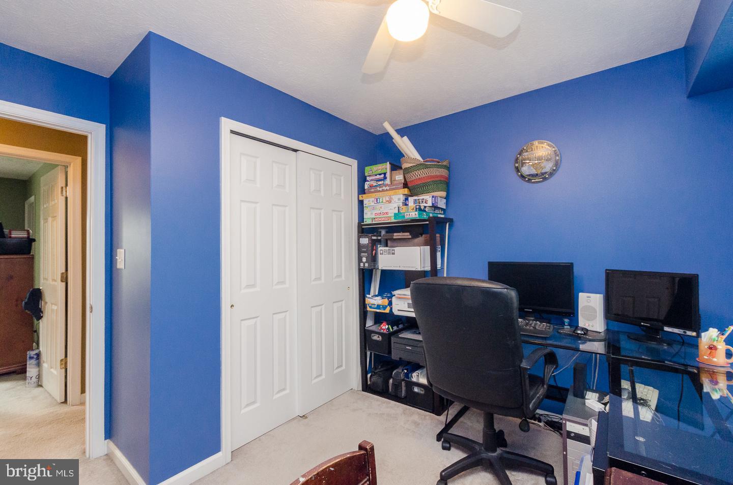 RIDGEFIELD - Residential