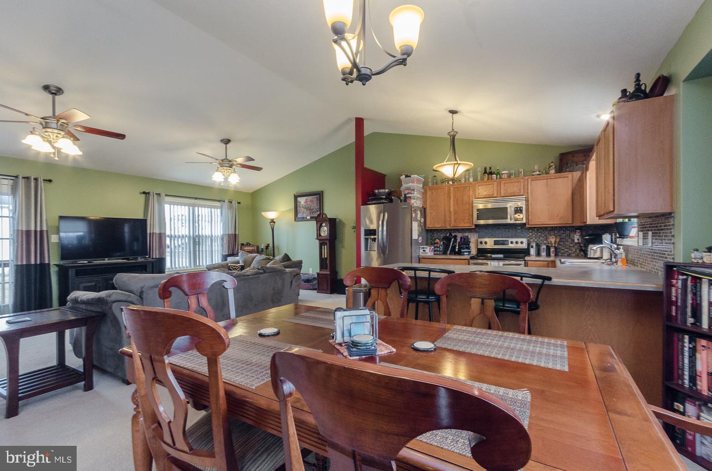 RIDGEFIELD - Residential