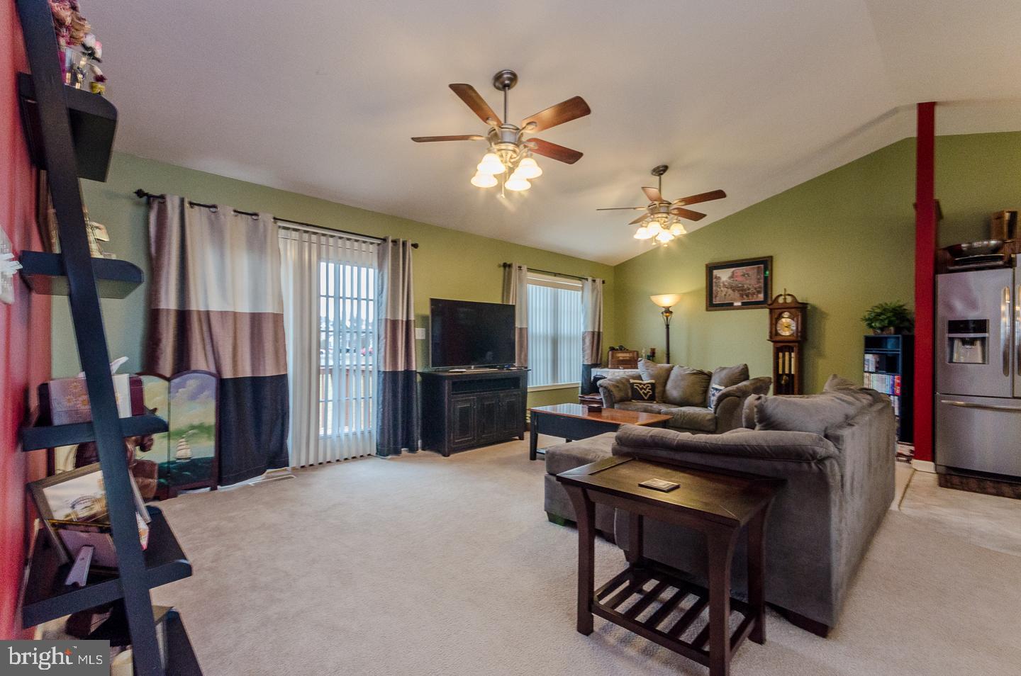 RIDGEFIELD - Residential