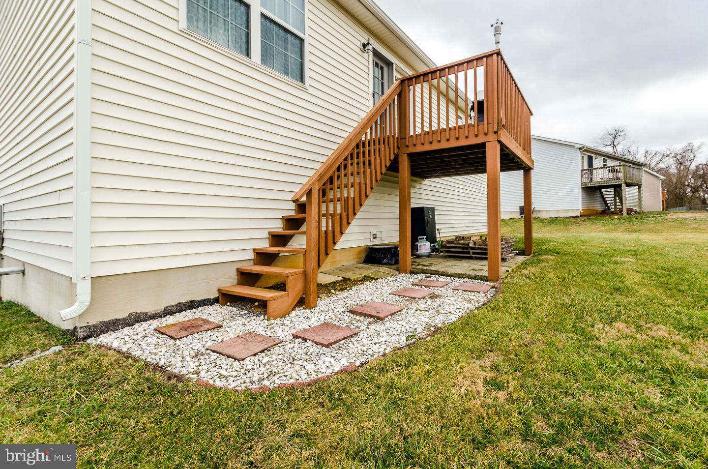 RIDGEFIELD - Residential