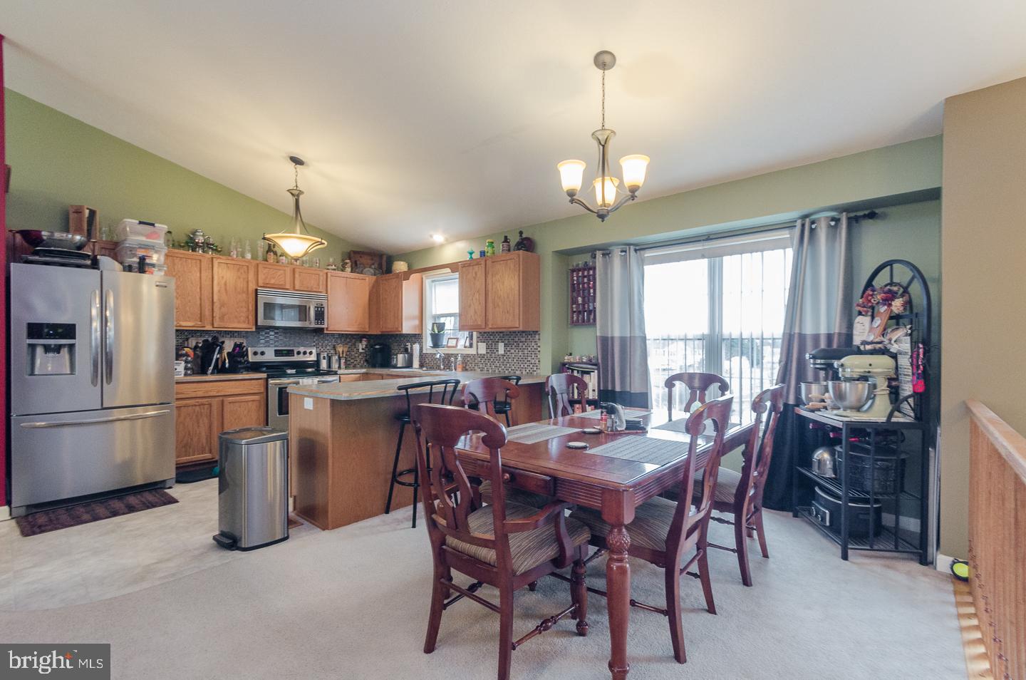 RIDGEFIELD - Residential