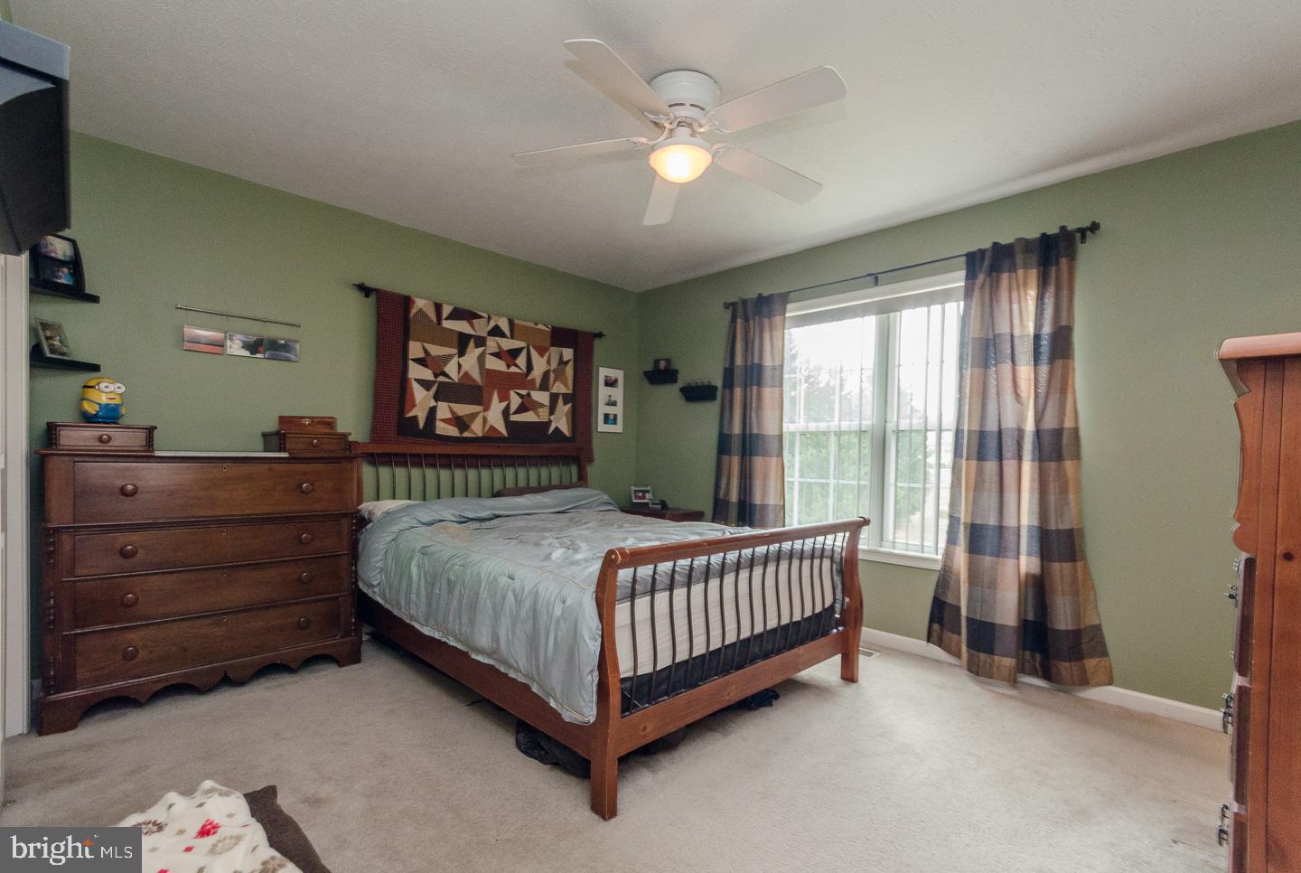 RIDGEFIELD - Residential