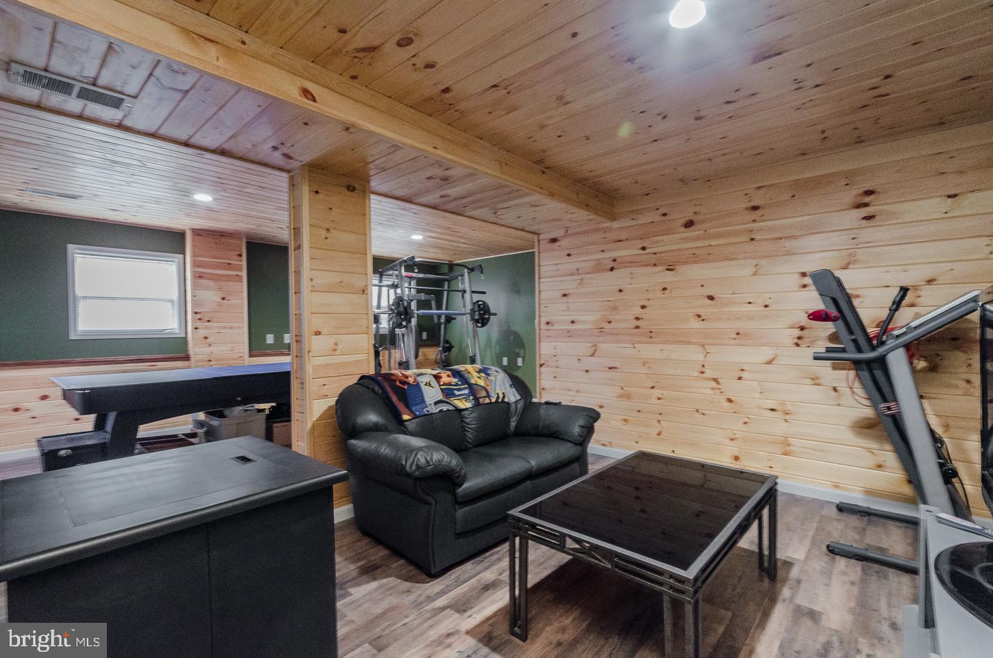 RIDGEFIELD - Residential