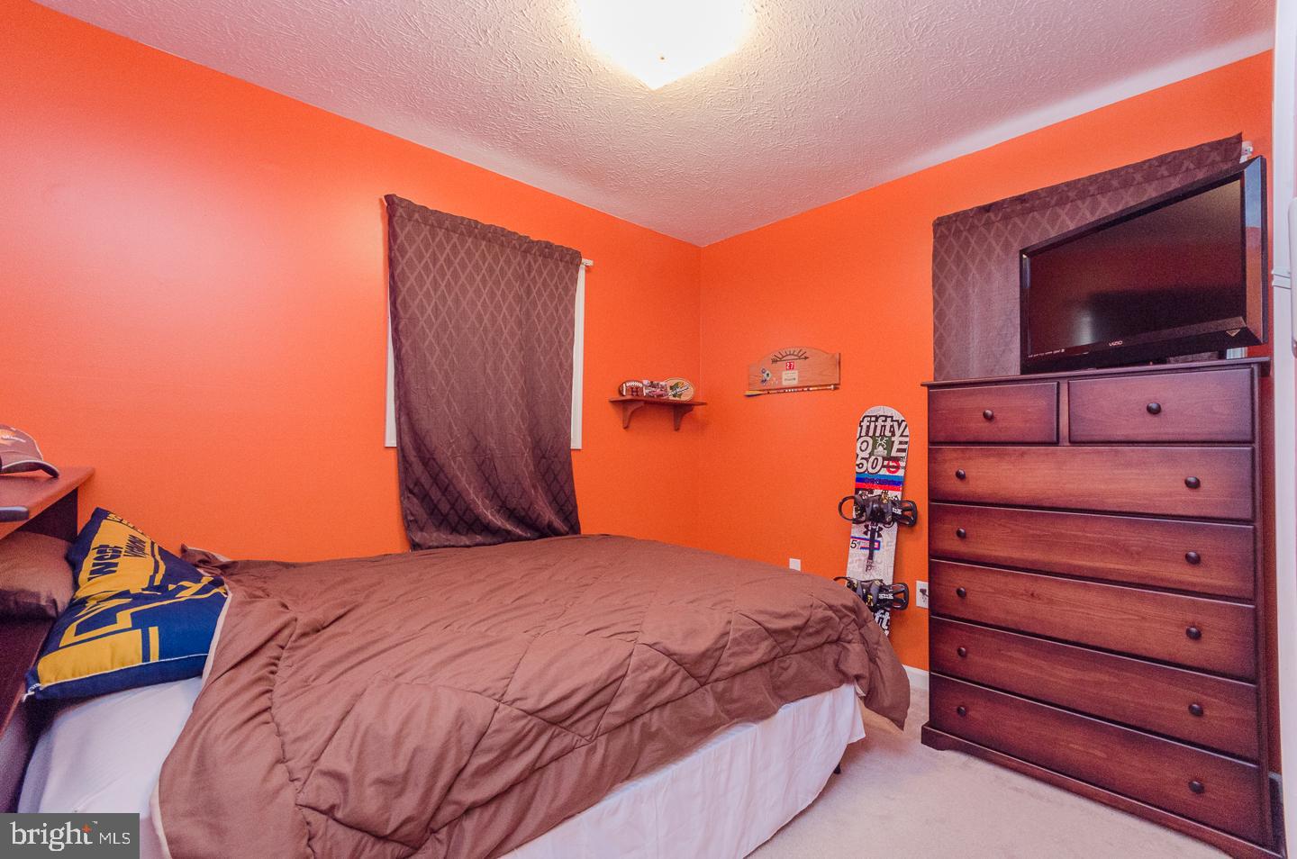 RIDGEFIELD - Residential