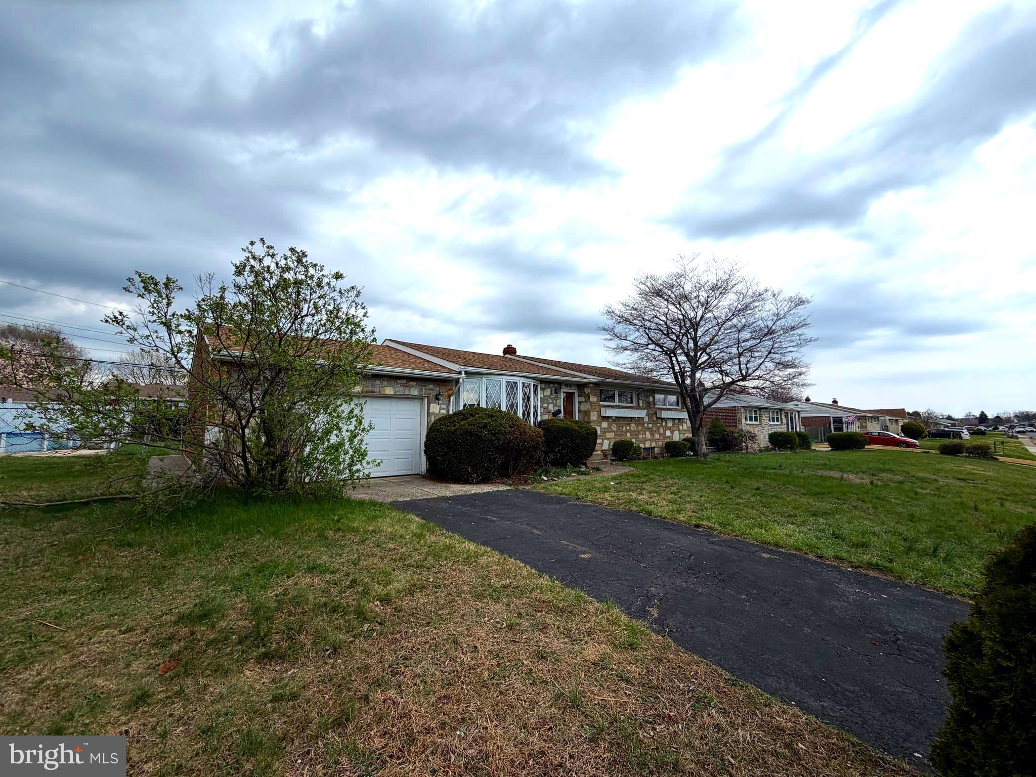 BUSTLETON - Residential
