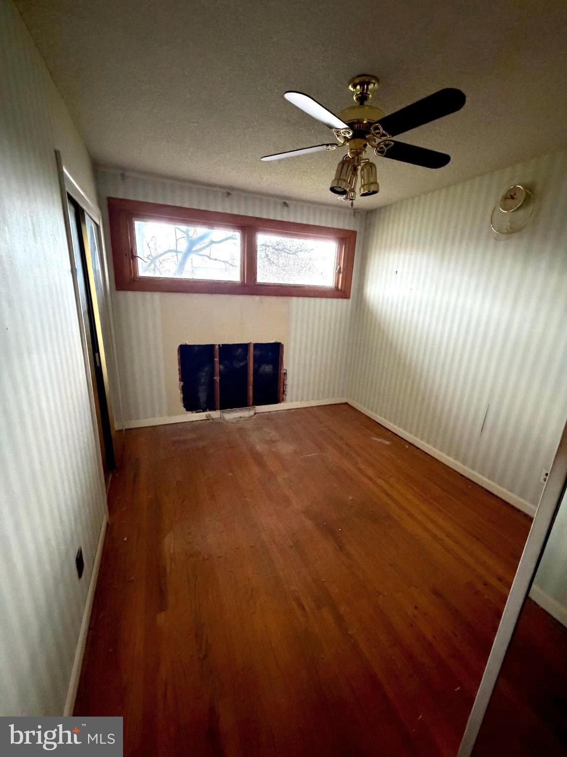 BUSTLETON - Residential