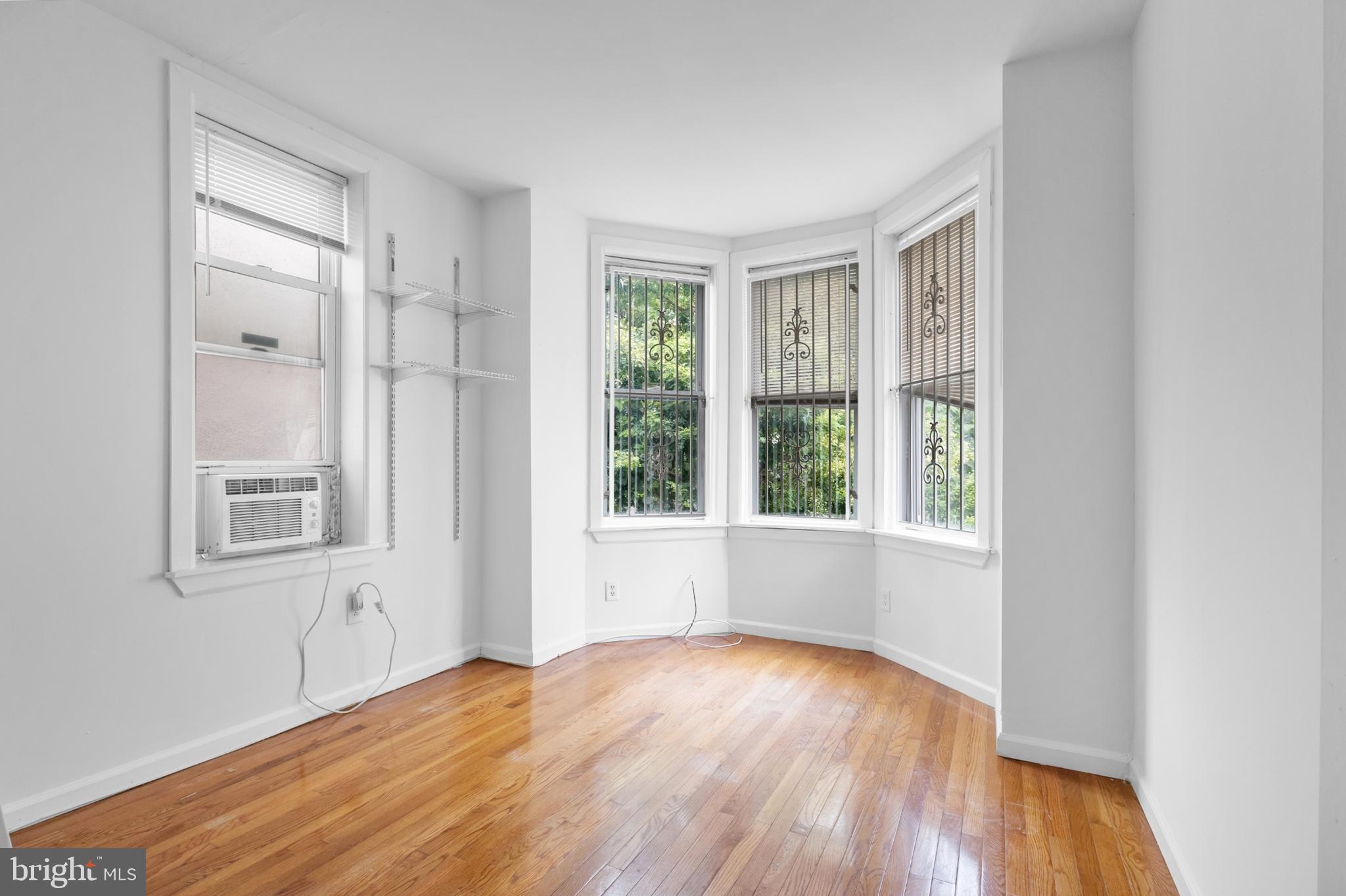 TEMPLE UNIVERSITY - Residential Lease