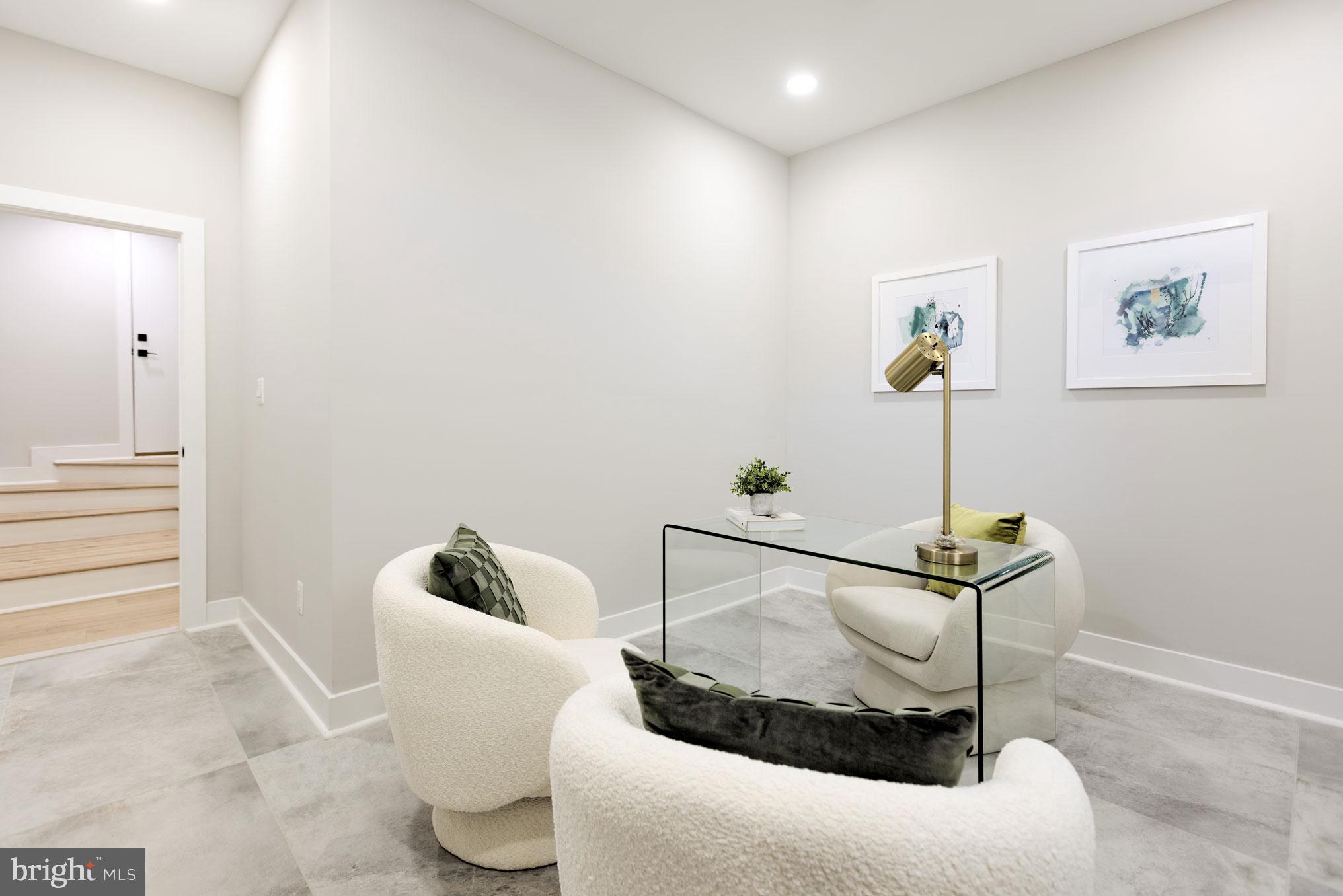 ASHTON HEIGHTS - Residential