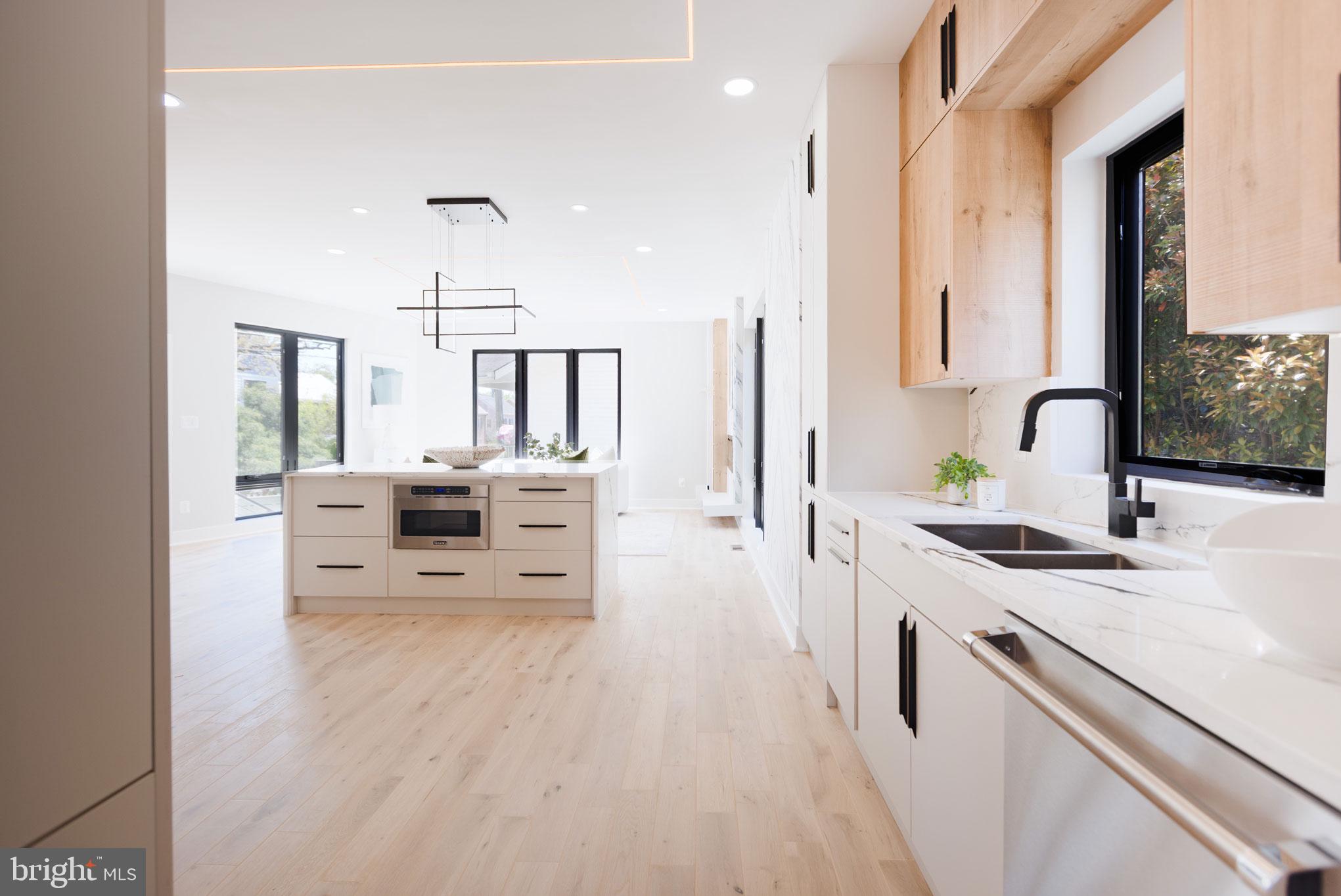 ASHTON HEIGHTS - Residential