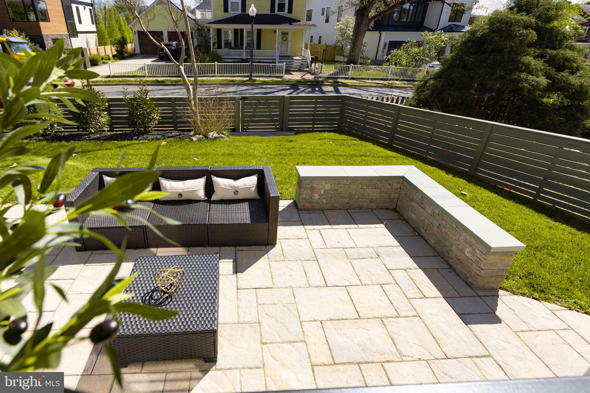 ASHTON HEIGHTS - Residential