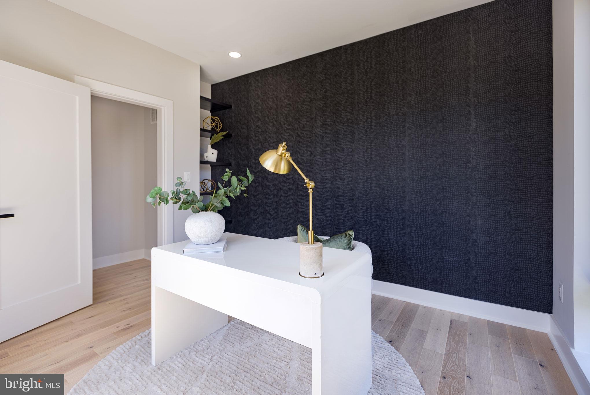 ASHTON HEIGHTS - Residential