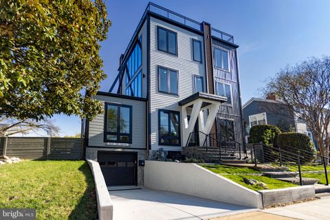 3500 7TH STREET N ARLINGTON VA 22201