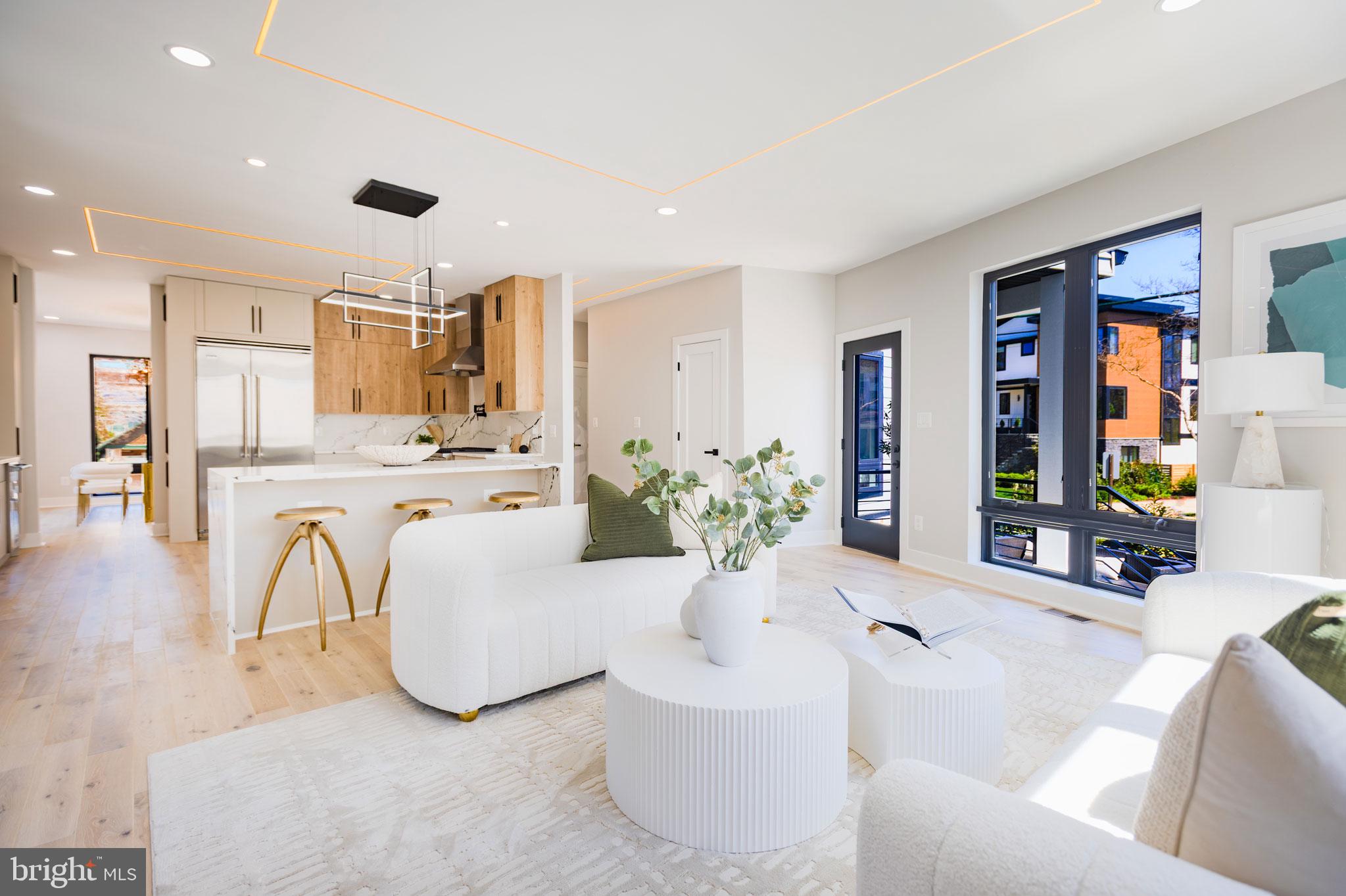 ASHTON HEIGHTS - Residential