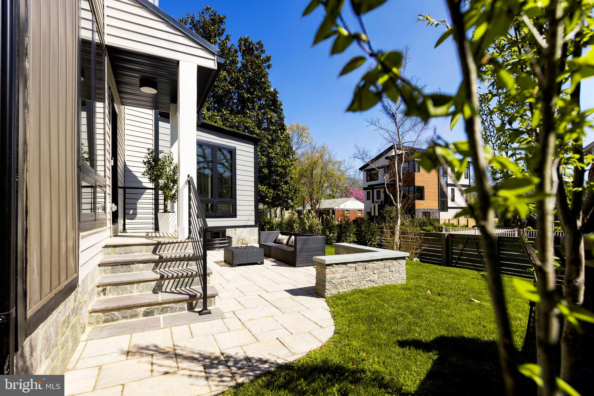 ASHTON HEIGHTS - Residential