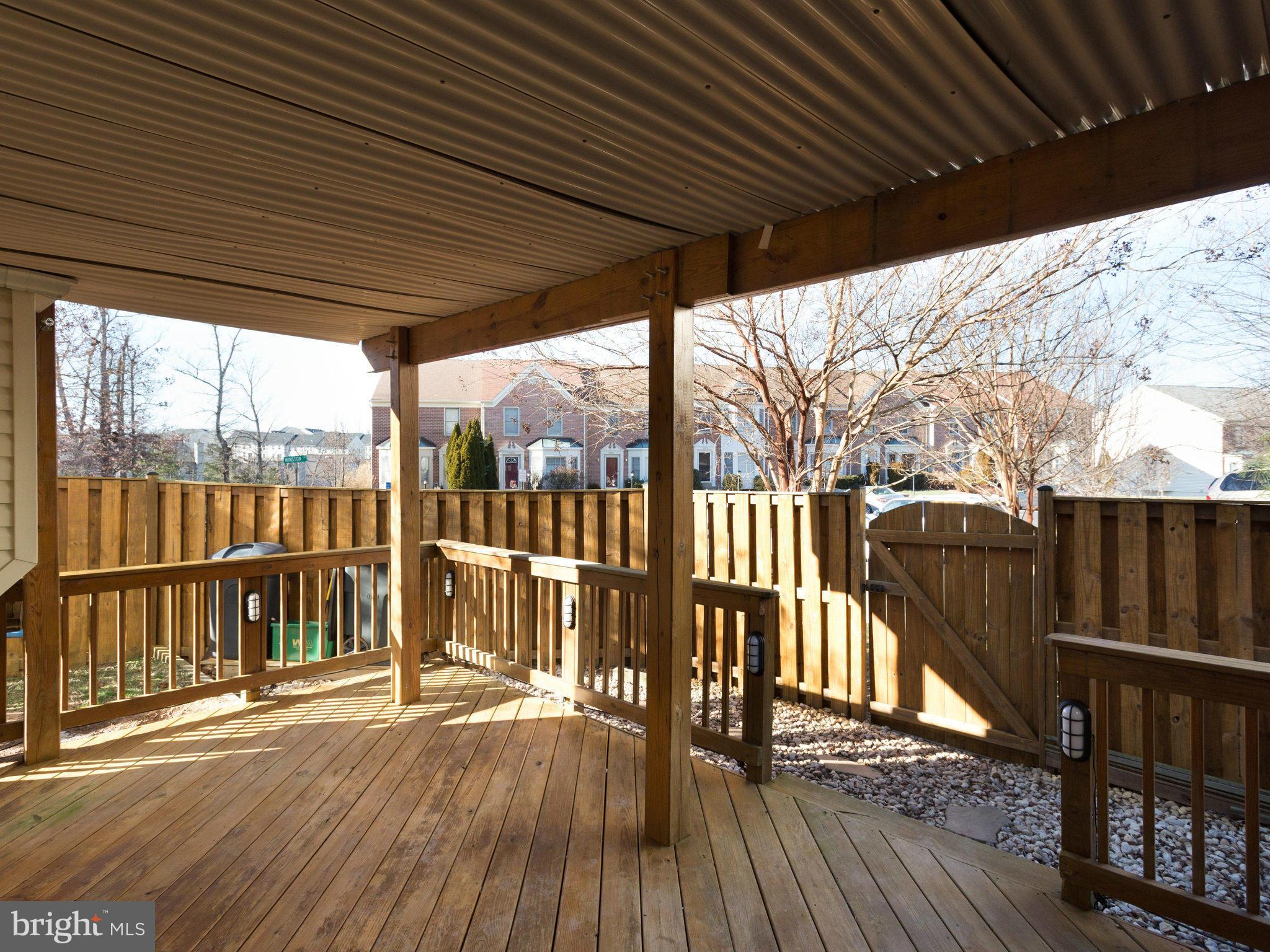 RIVER OAKS - Residential