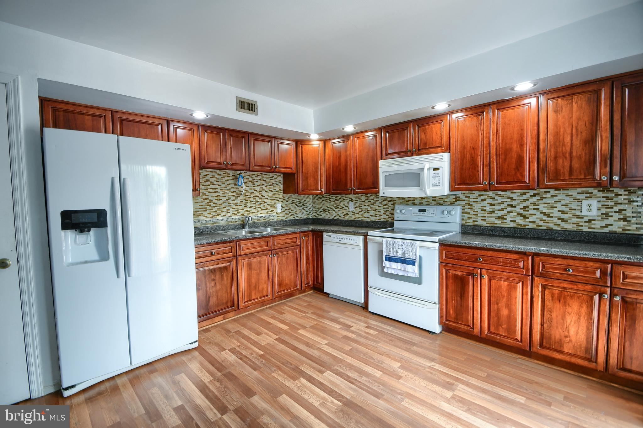 PRUSSIAN WOODS - Residential