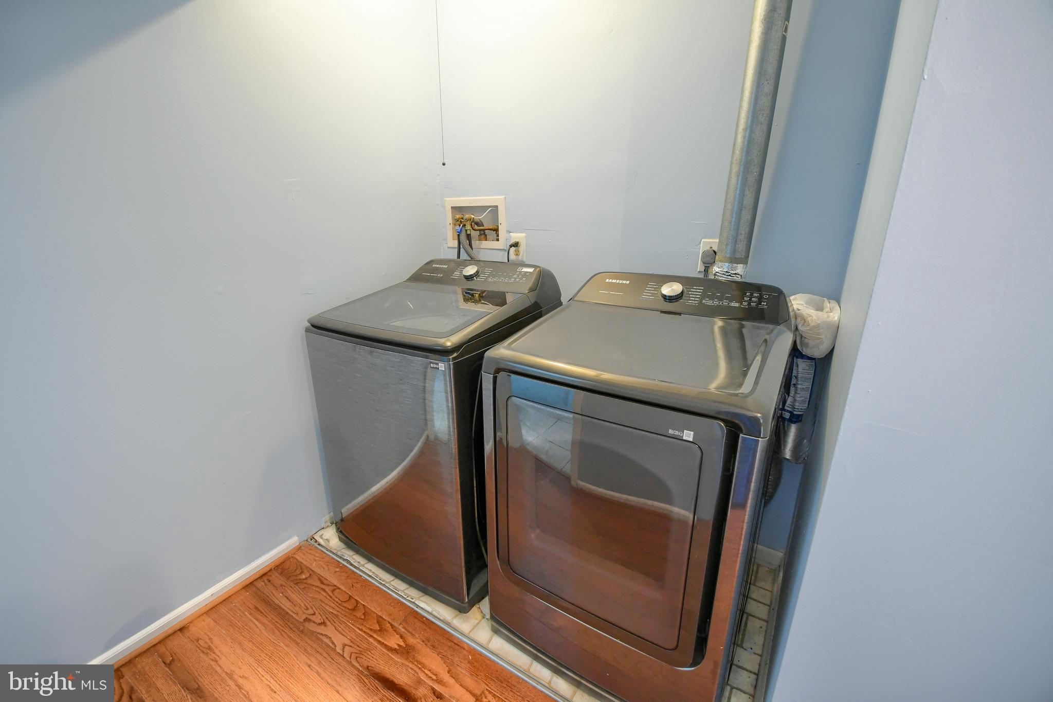 PRUSSIAN WOODS - Residential