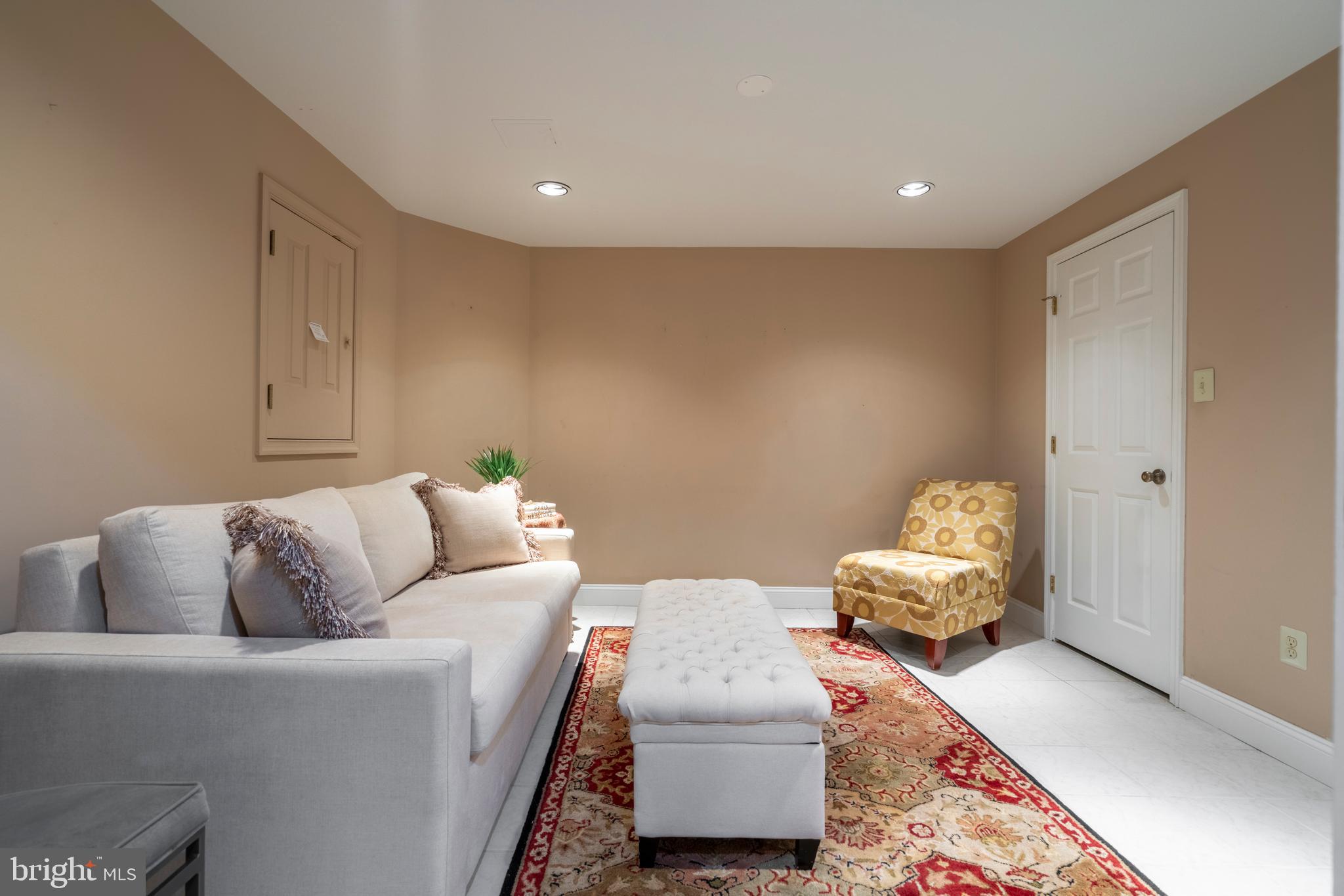 DUBLIN HUNT II - Residential