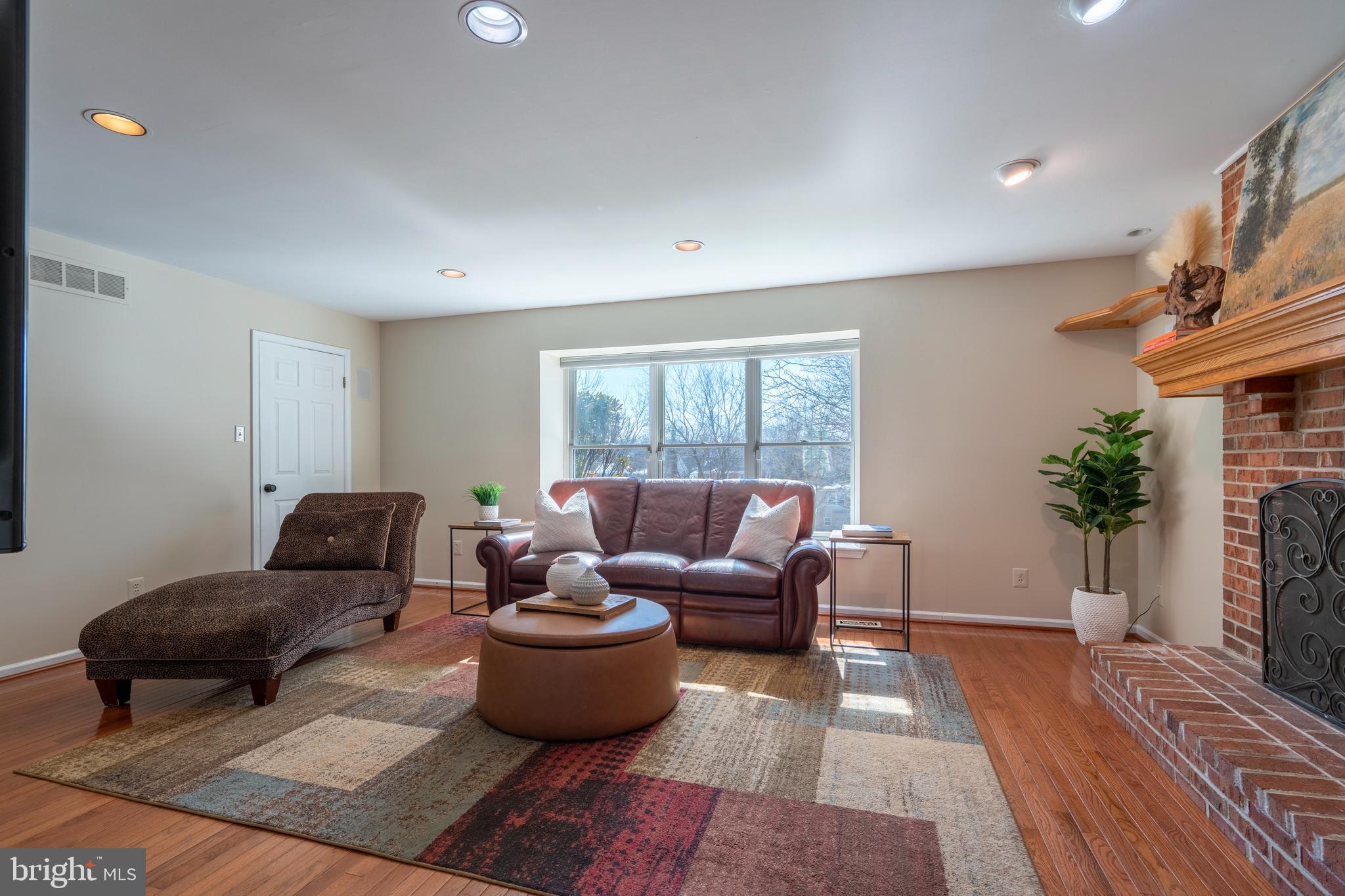 DUBLIN HUNT II - Residential