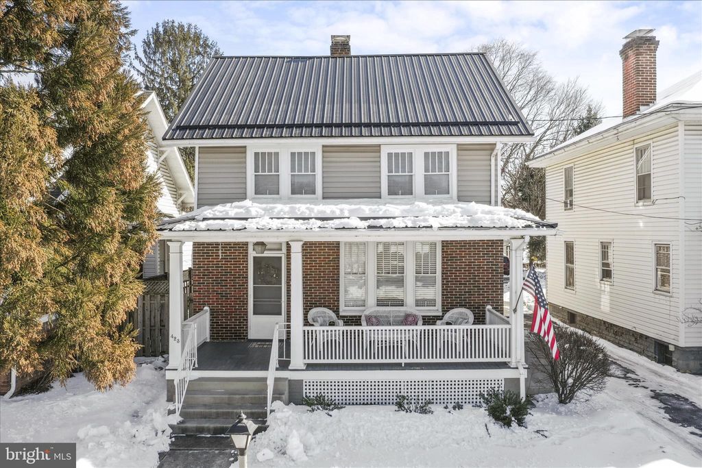 Photo of 423 S Potomac Street, WAYNESBORO, PA 17268 (MLS # PAFL2032500)