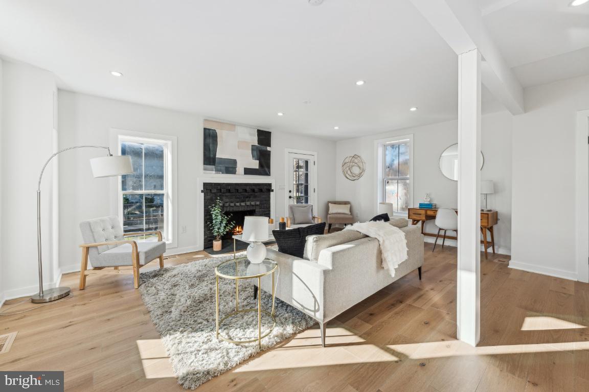 1400 FRANKLIN STREET NE