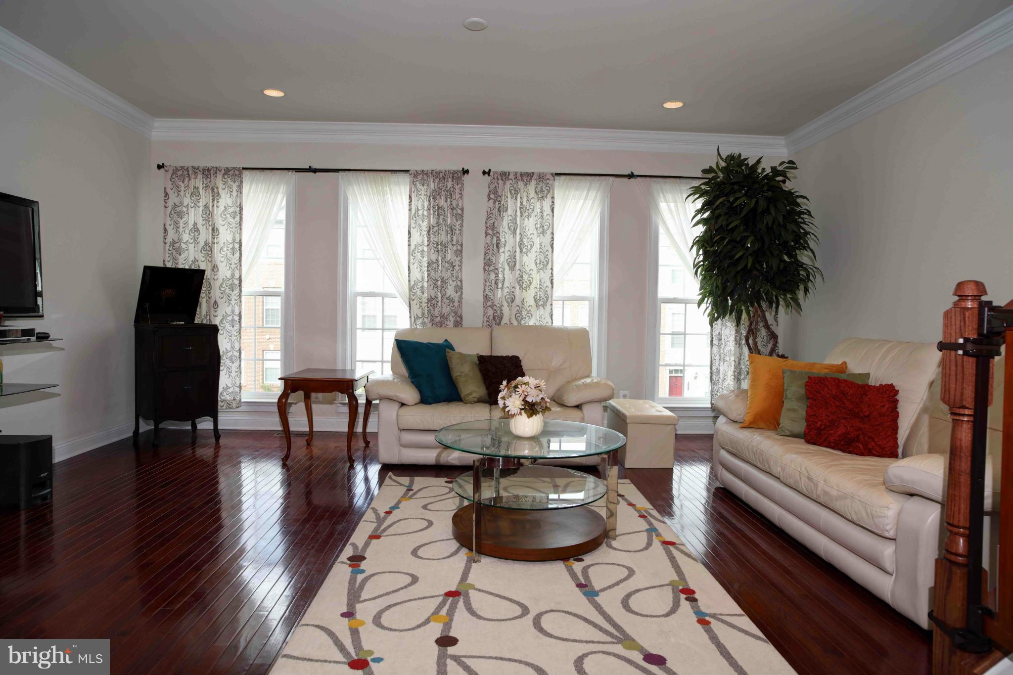 OAKLAWN - Residential