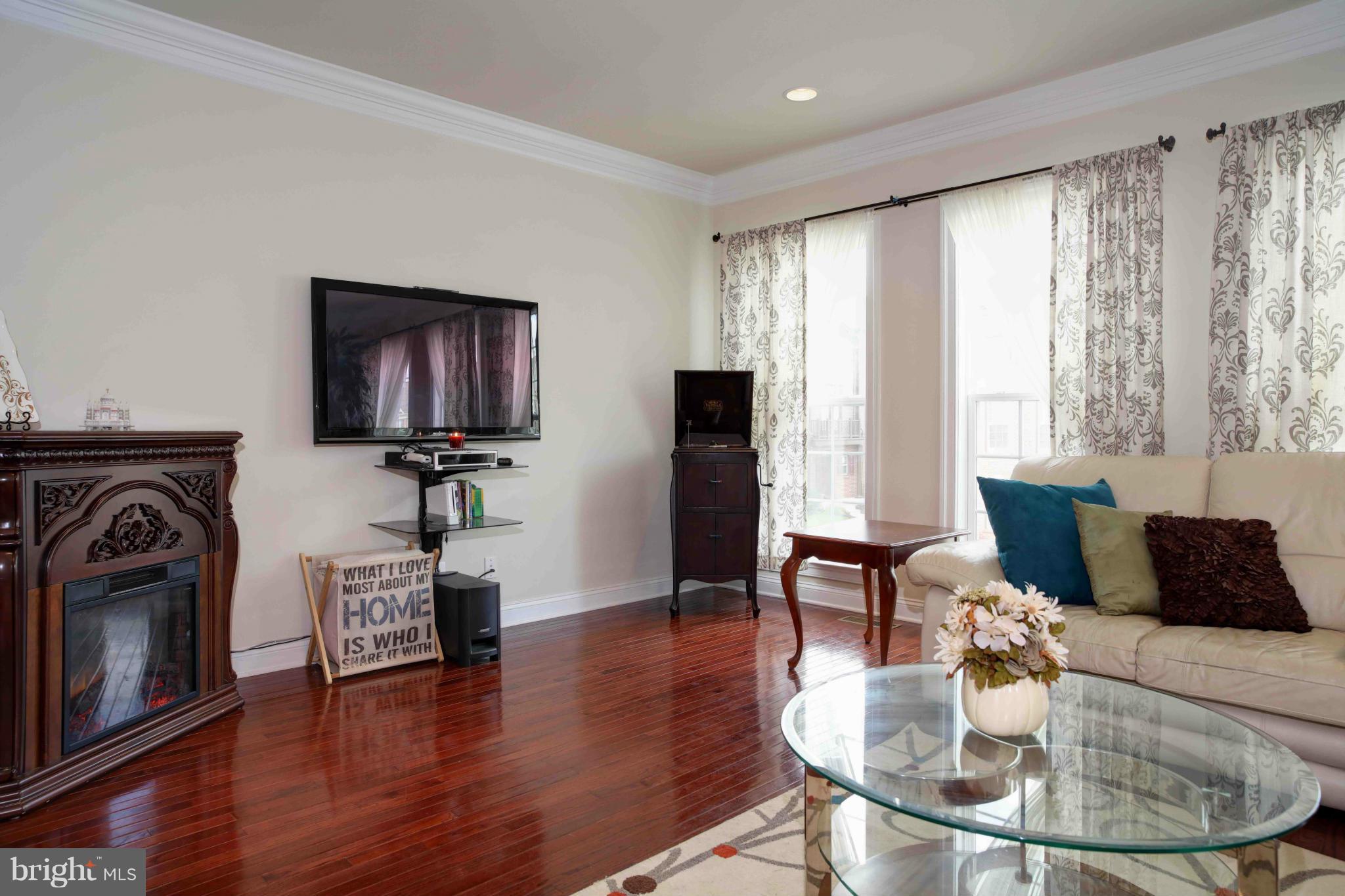 OAKLAWN - Residential