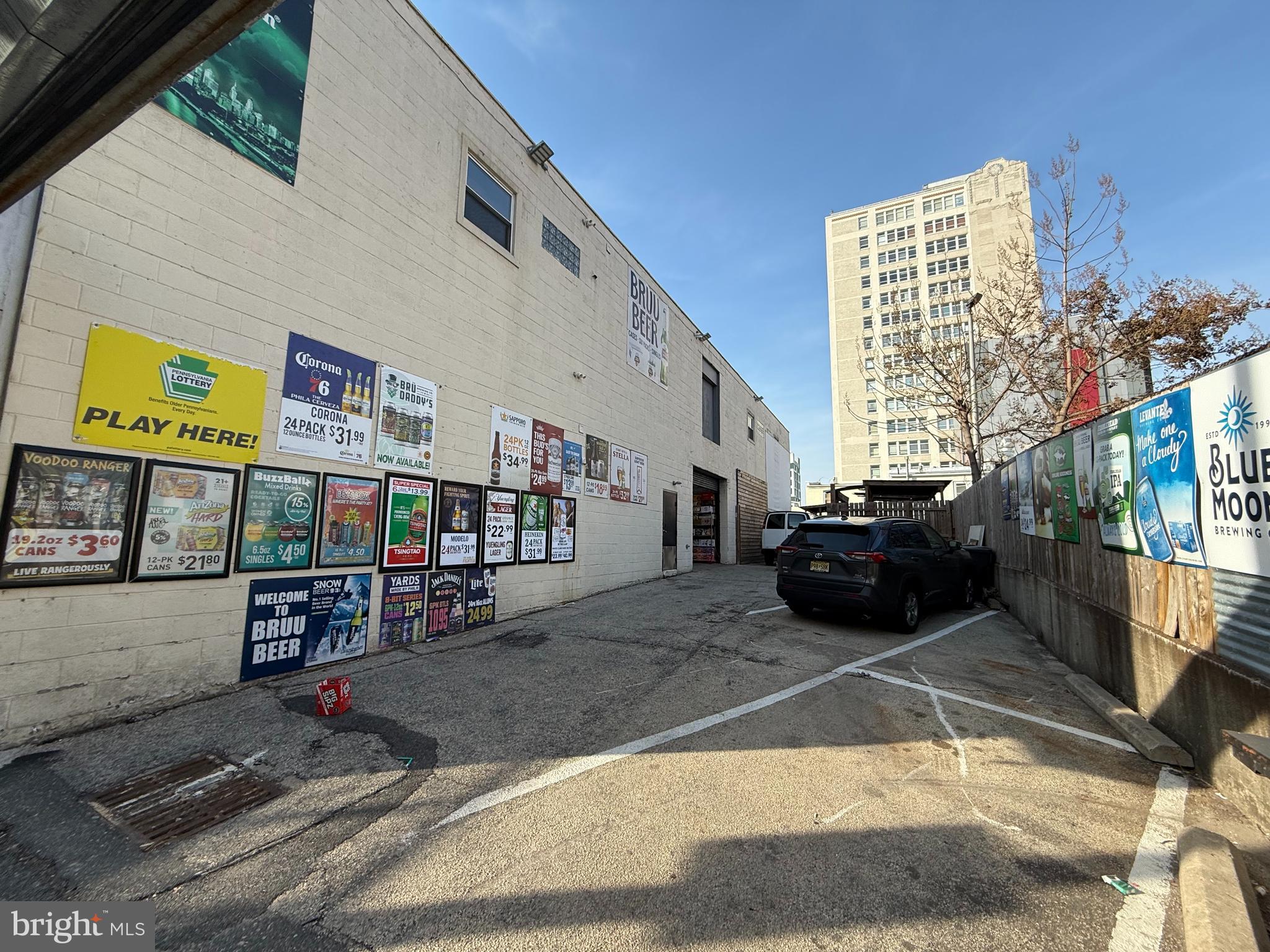 1107 RACE STREET 9