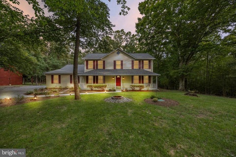 Homes For Sale - 13565 Meadow Court<br/> HUGHESVILLE, MD 20637