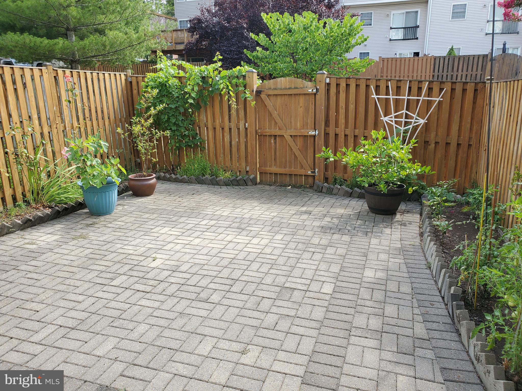 WORTHINGTON WOODS - Residential