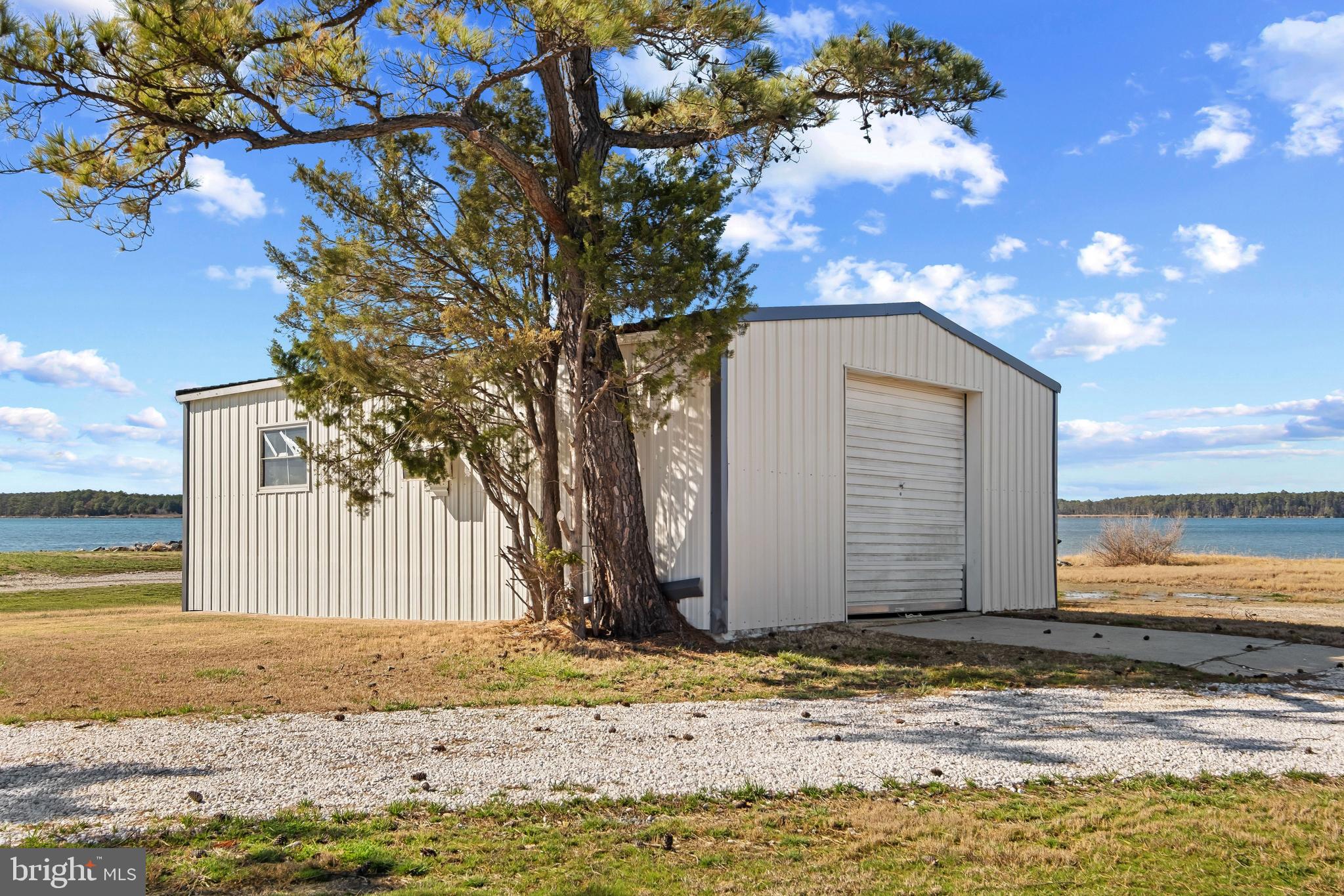 TOWN POINT - Residential