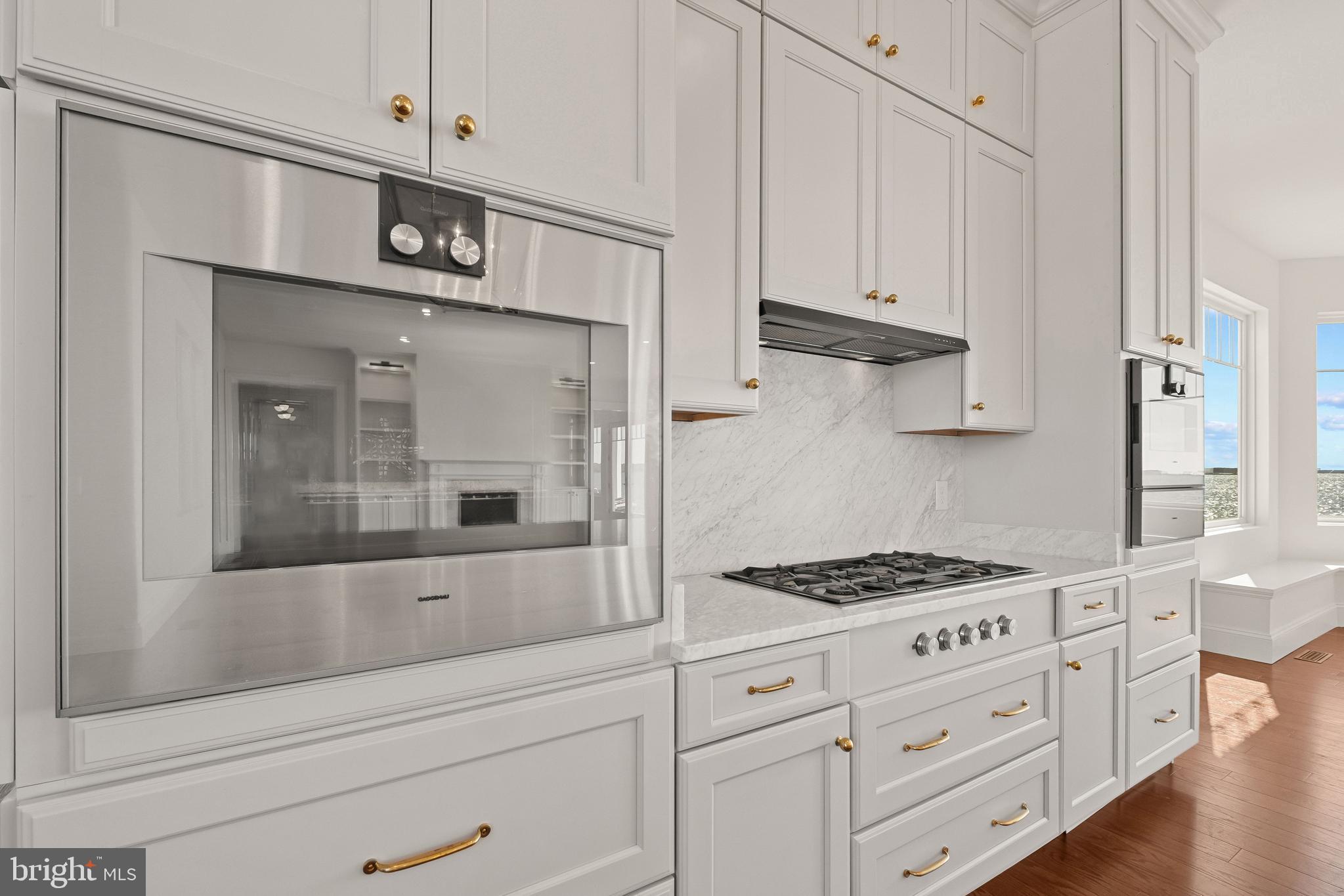 TOWN POINT - Residential