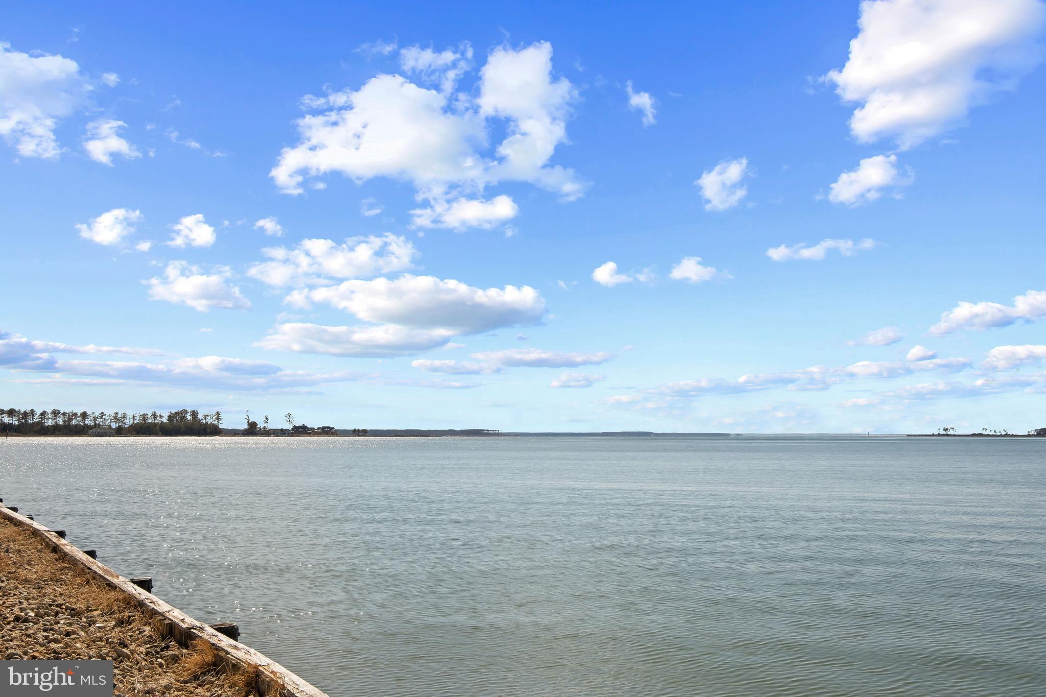 TOWN POINT - Residential