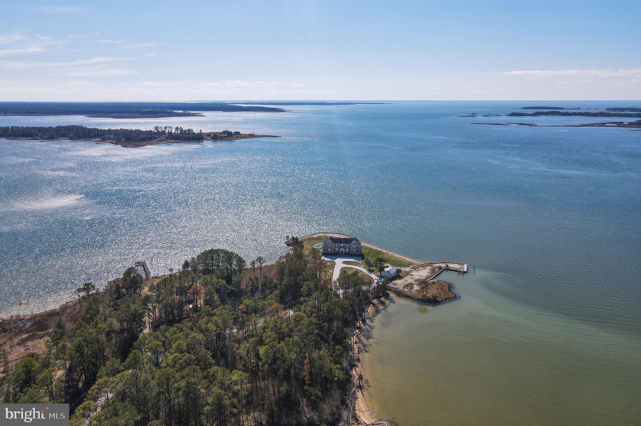 TOWN POINT - Residential