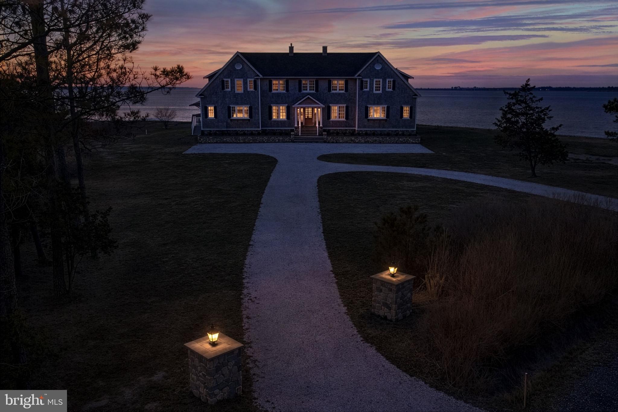 TOWN POINT - Residential