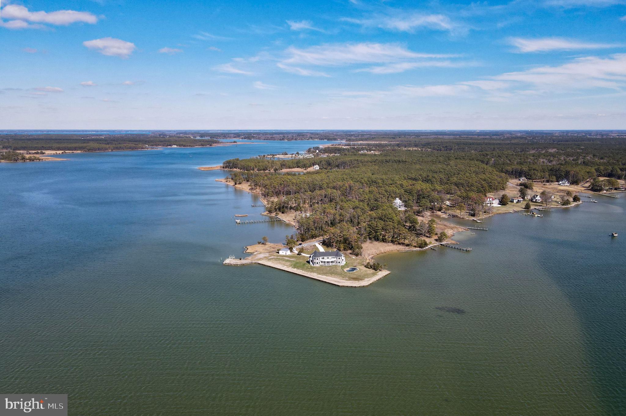 TOWN POINT - Residential