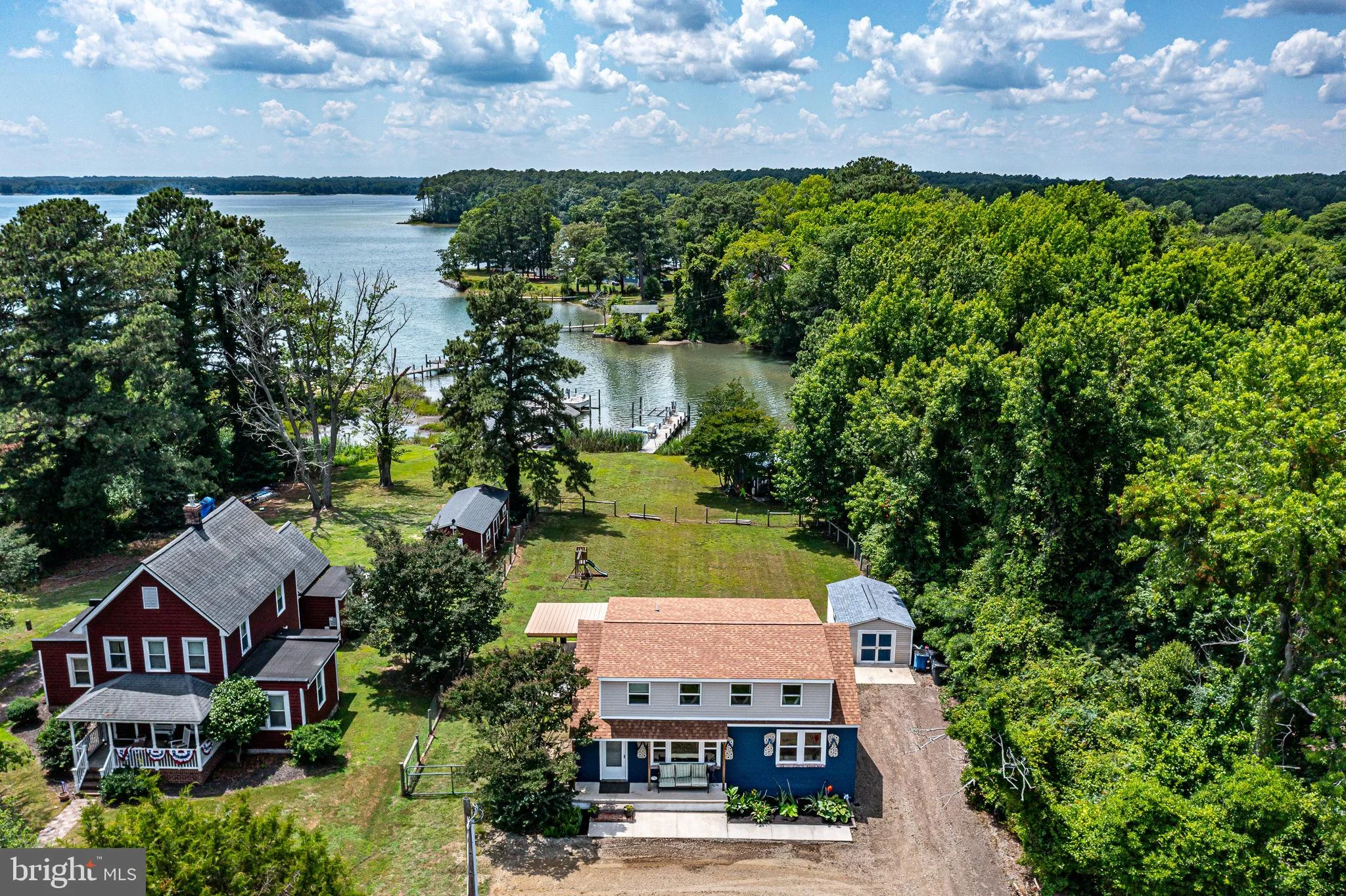 2082 Fairport Road
