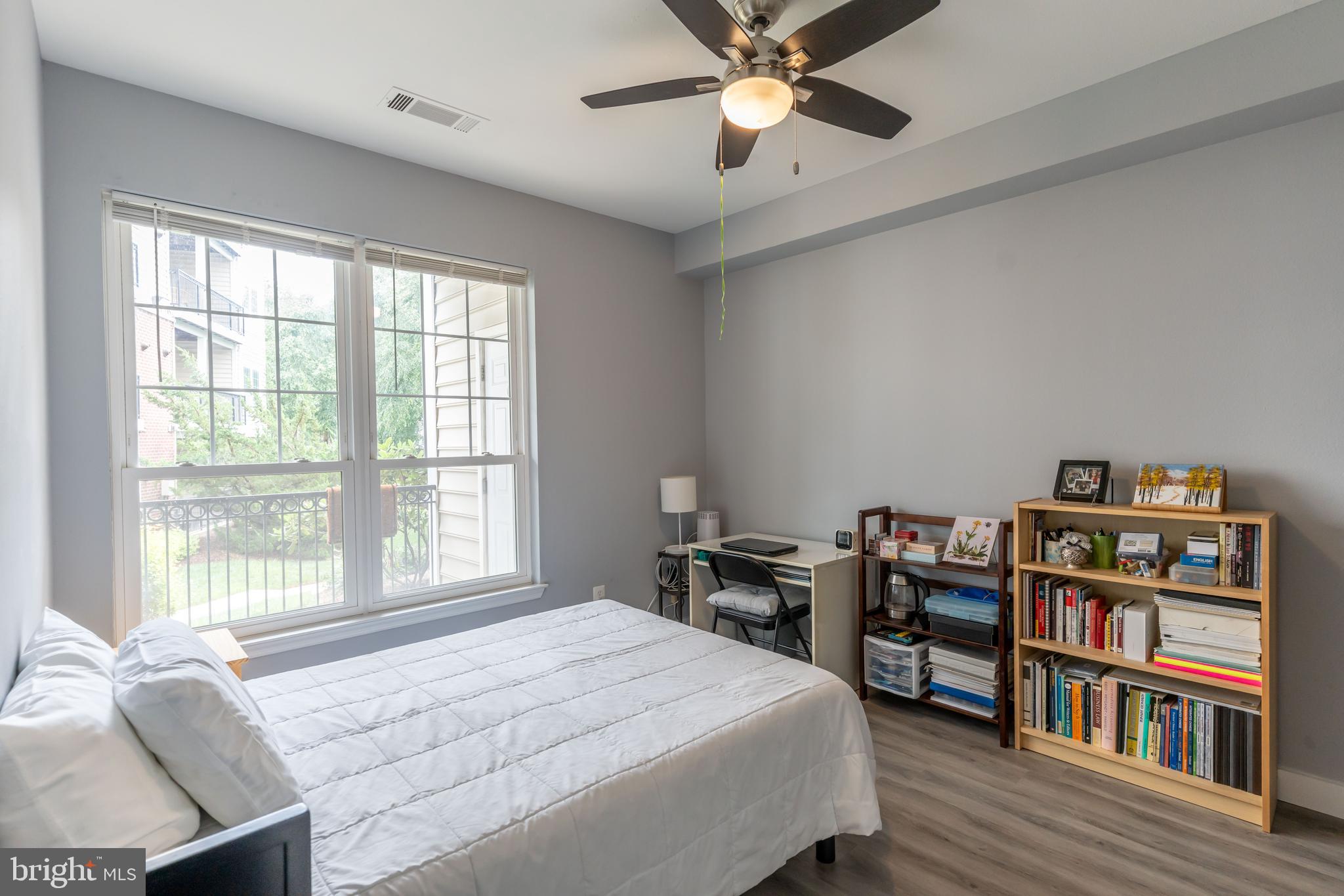 GATES OF MCLEAN - Residential